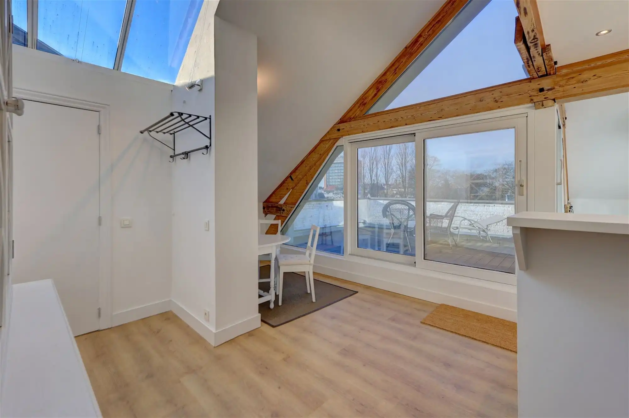 Gemeubeld appartement (173m²) op toplocatie in hartje Antwerpen met zonneterras foto 9