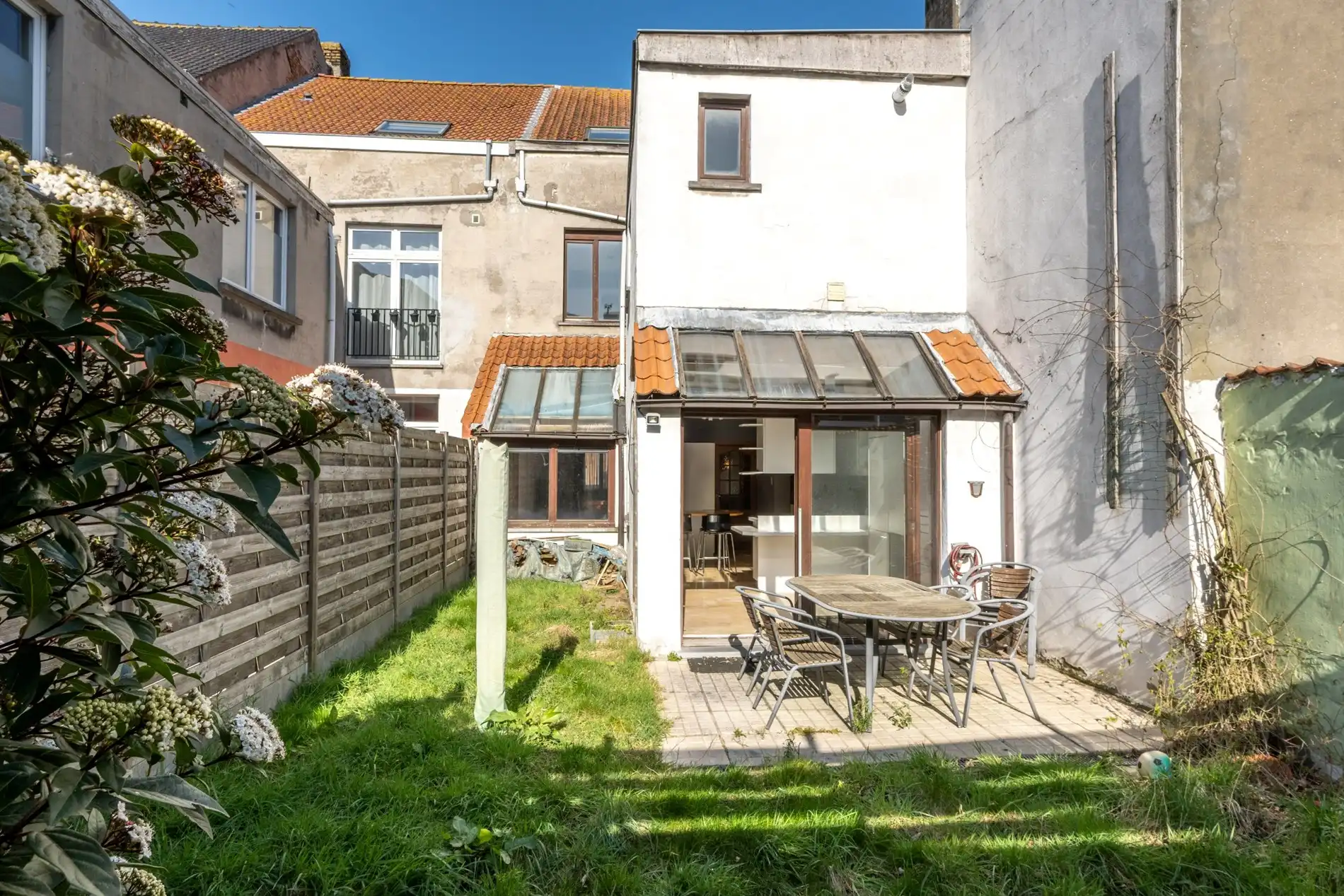 Uitzonderlijk groot huis met tuin te Zeebrugge foto 14