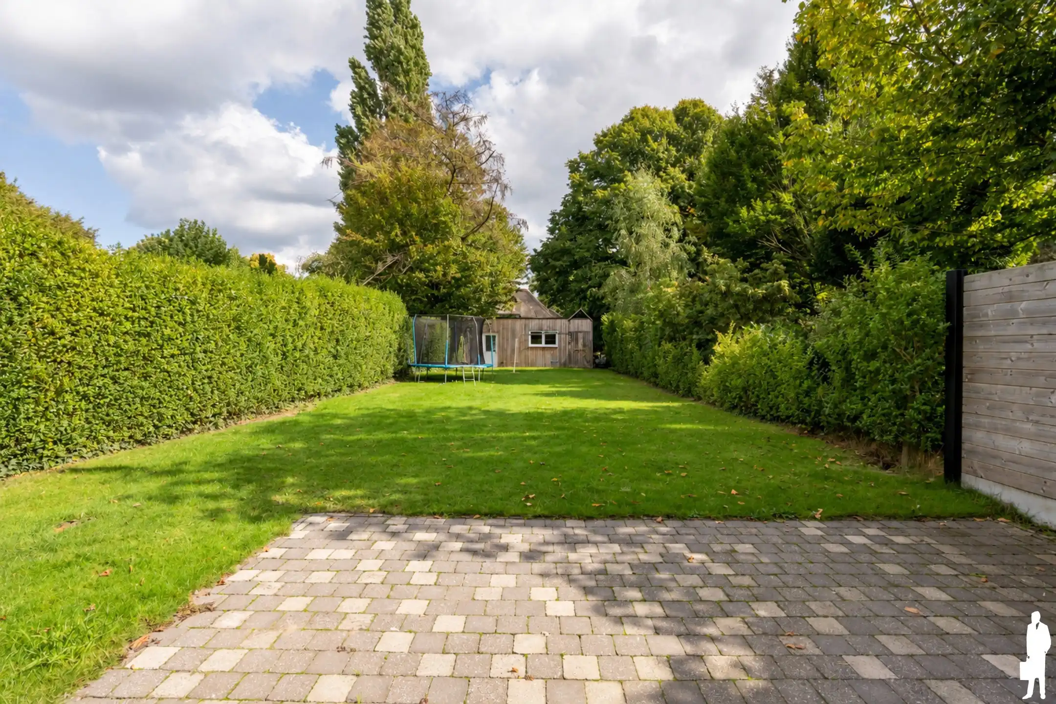 Karaktervolle gerenoveerde woning met 4 slaapkamers foto 28