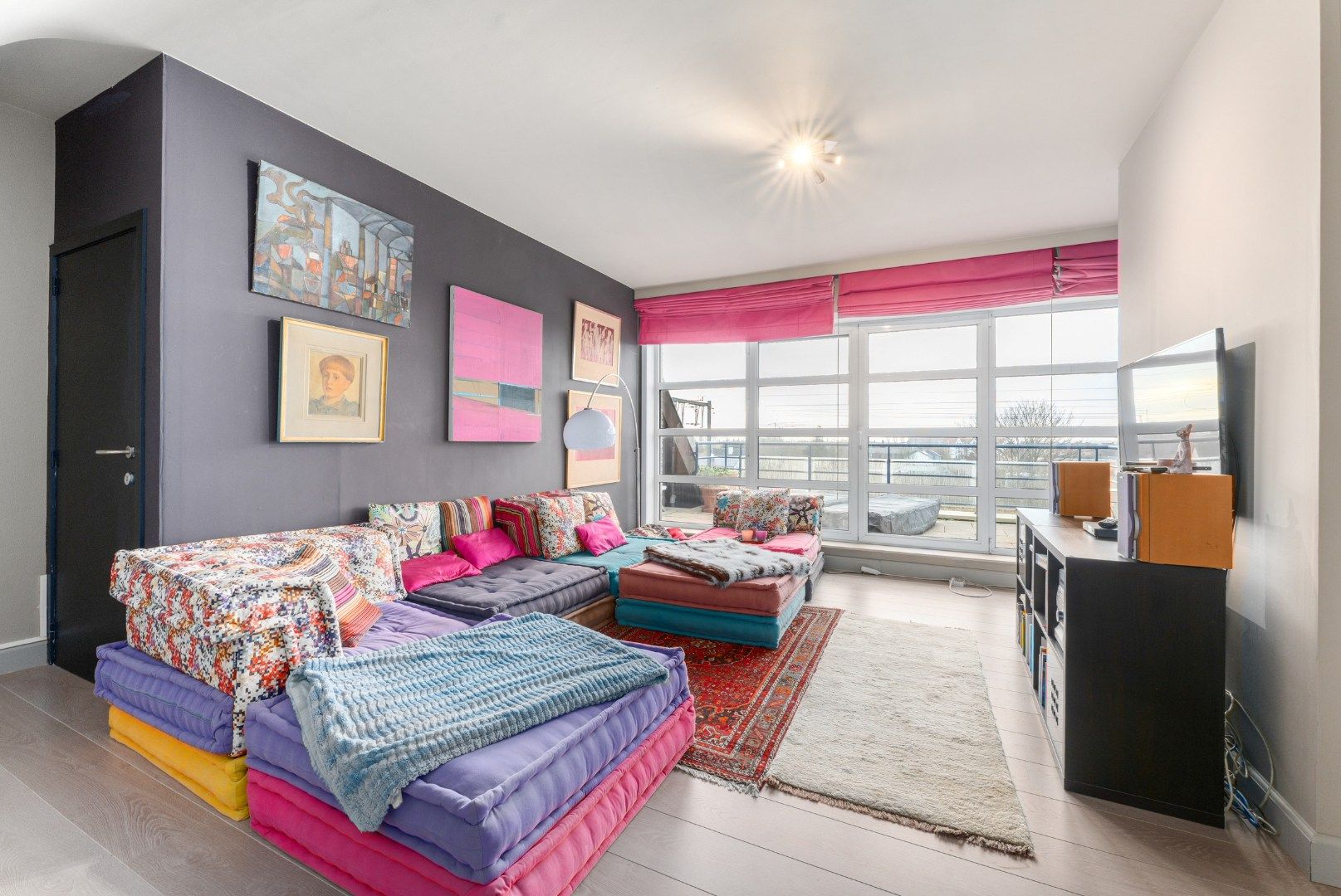 Ruime gezinswoning met inpandige garage en gezellige tuin. foto 22