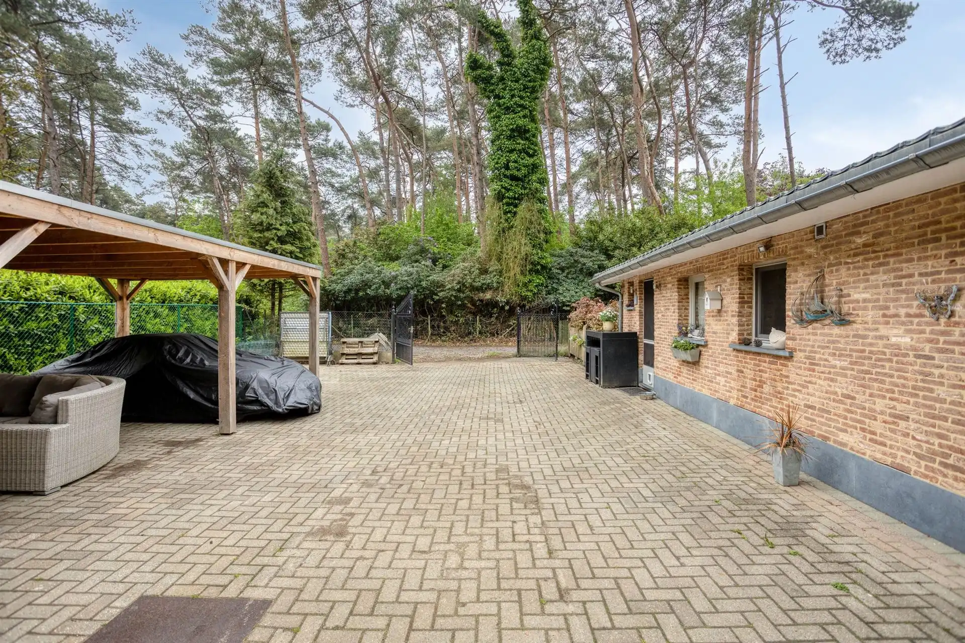 Verzorgde recreatiewoning op een rustige, bosrijke locatie! foto 20