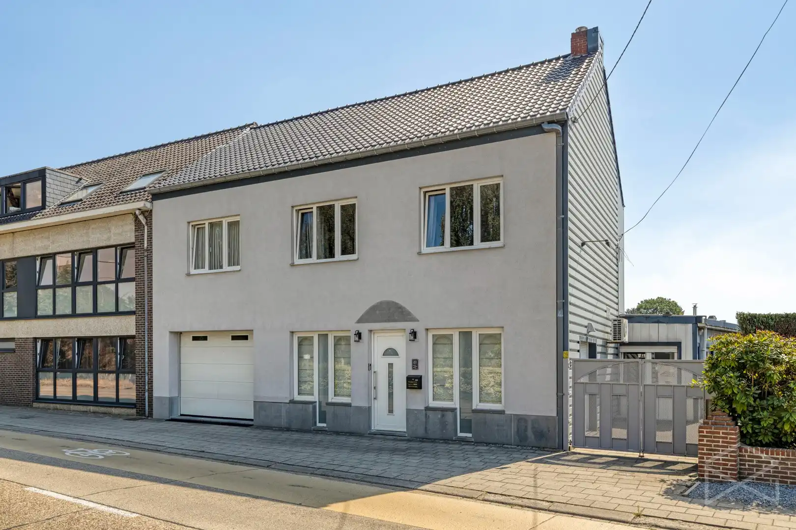Handelspand met woonst (315m²) te koop in Ham foto 2