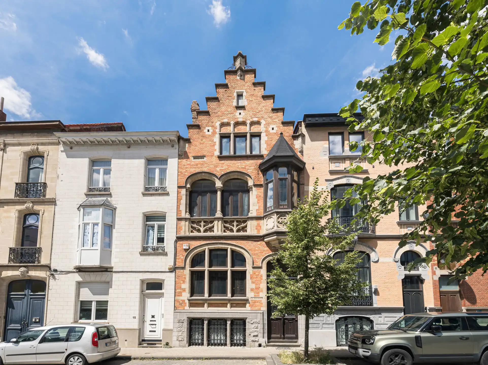 Architectenhuis uit 1912 foto {{pictureIndex}}