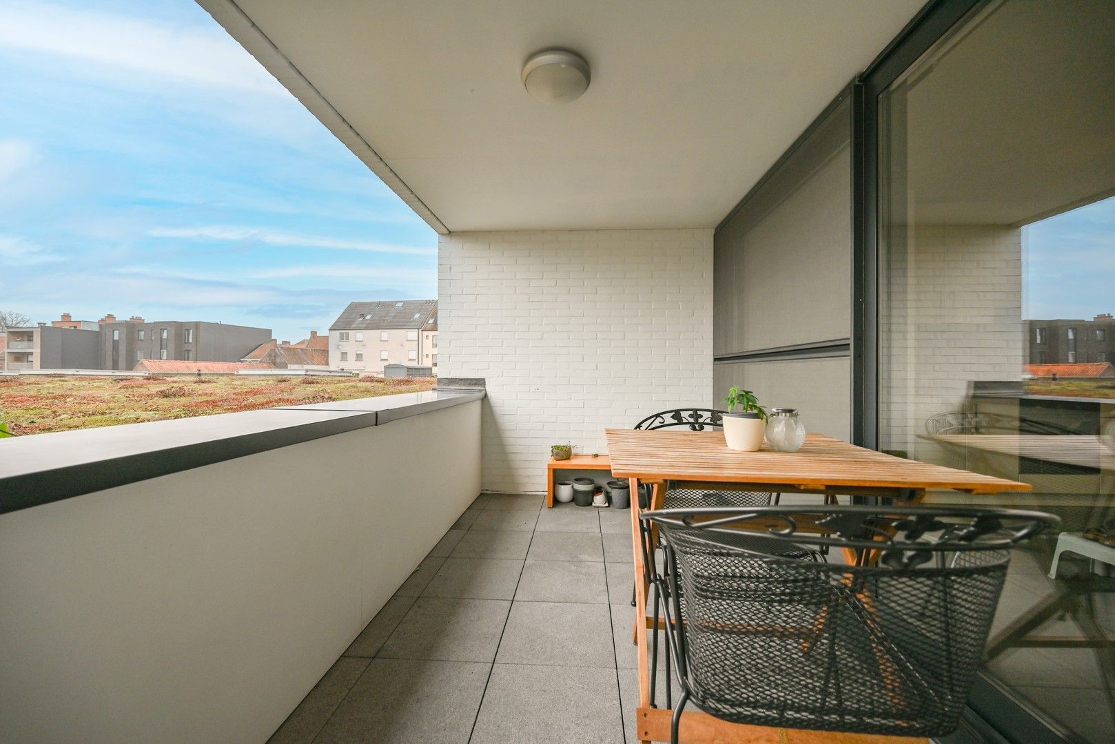 Lichtrijk tweeslaapkamer appartement te hartje Izegem foto 25