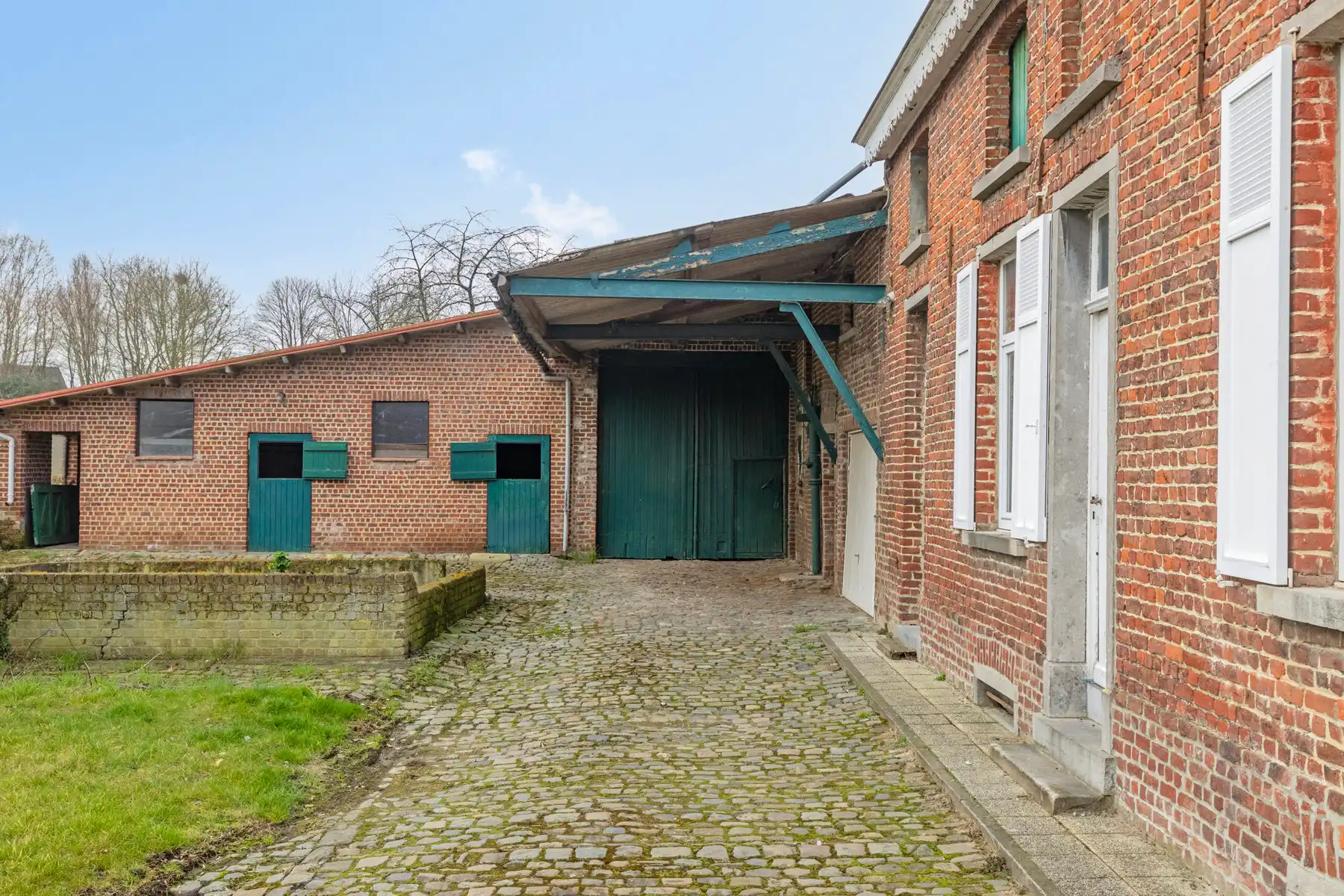 Authentieke hoeve + perceel bouwgrond foto 4