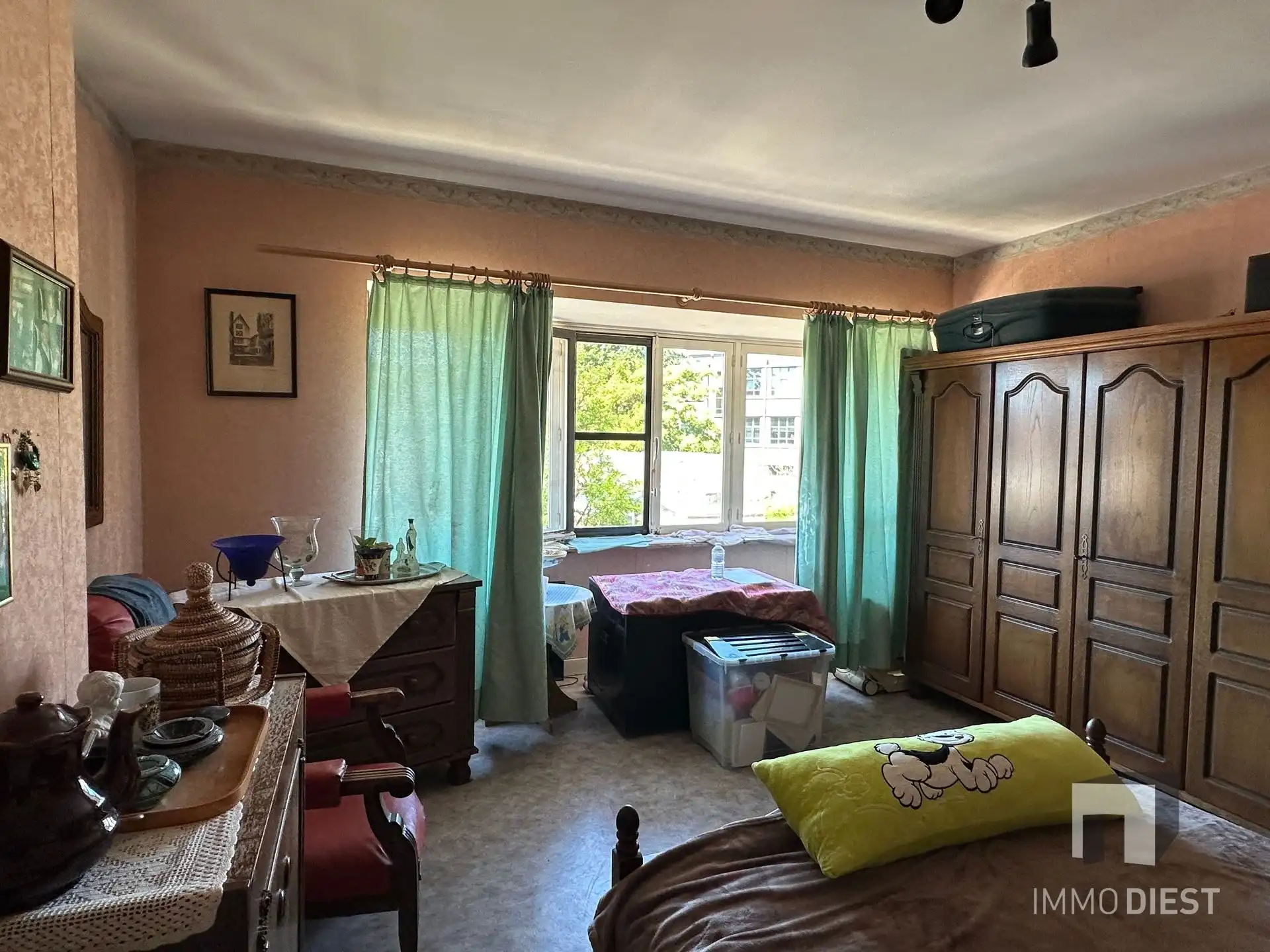 Te renoveren woning met 3 slaapkamers, 2 garages en tuin in Diest foto 22