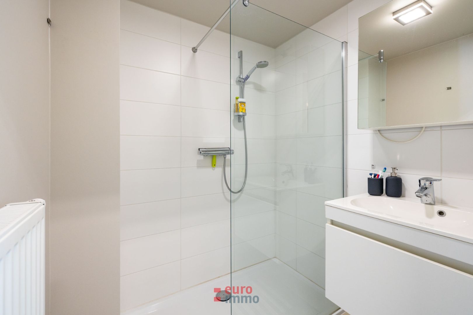 Super rustig gelegen appartement met immens groot terras! foto 10