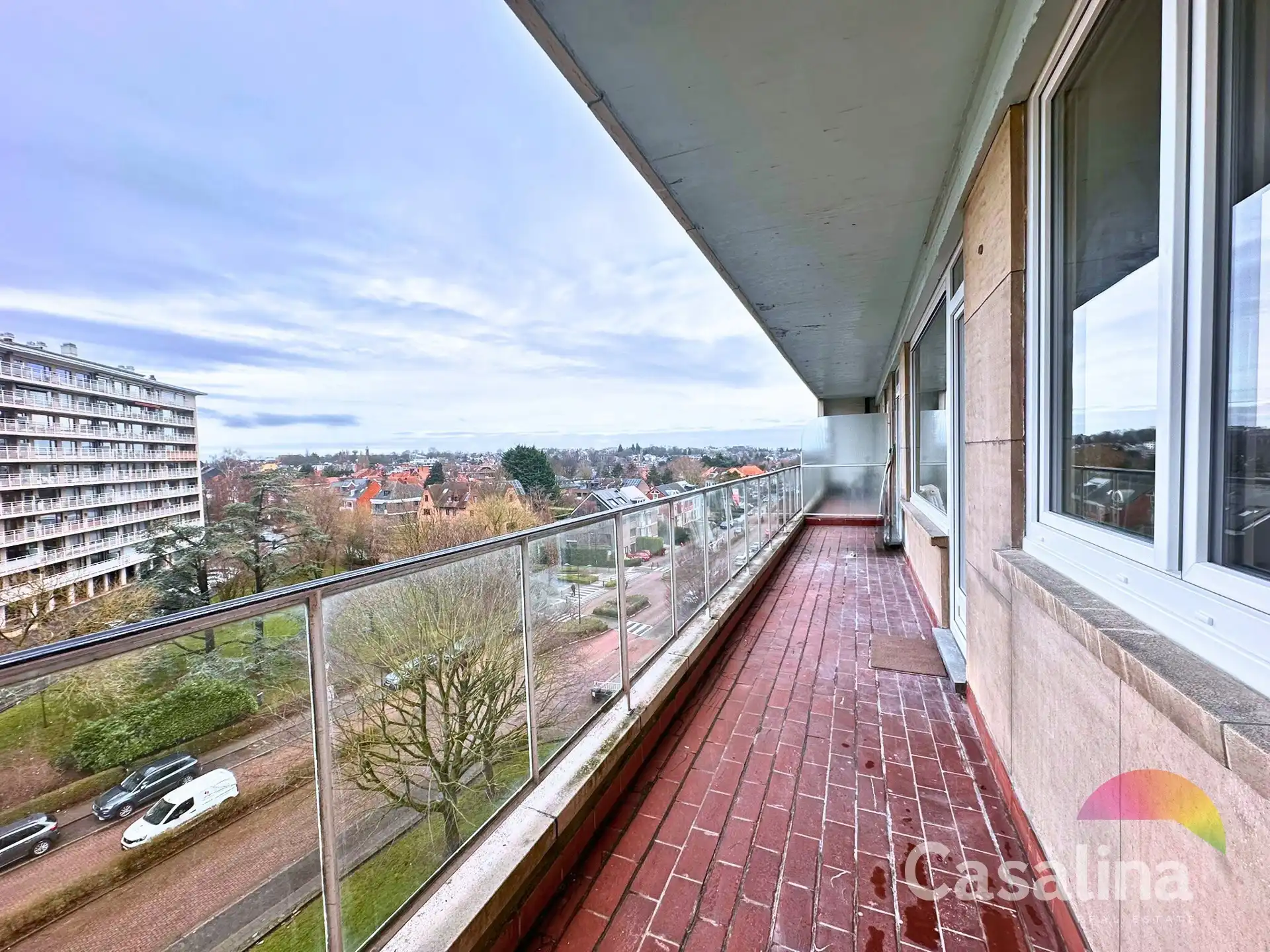 Gerenoveerd 1-slaapkamerappartement met terras foto 2