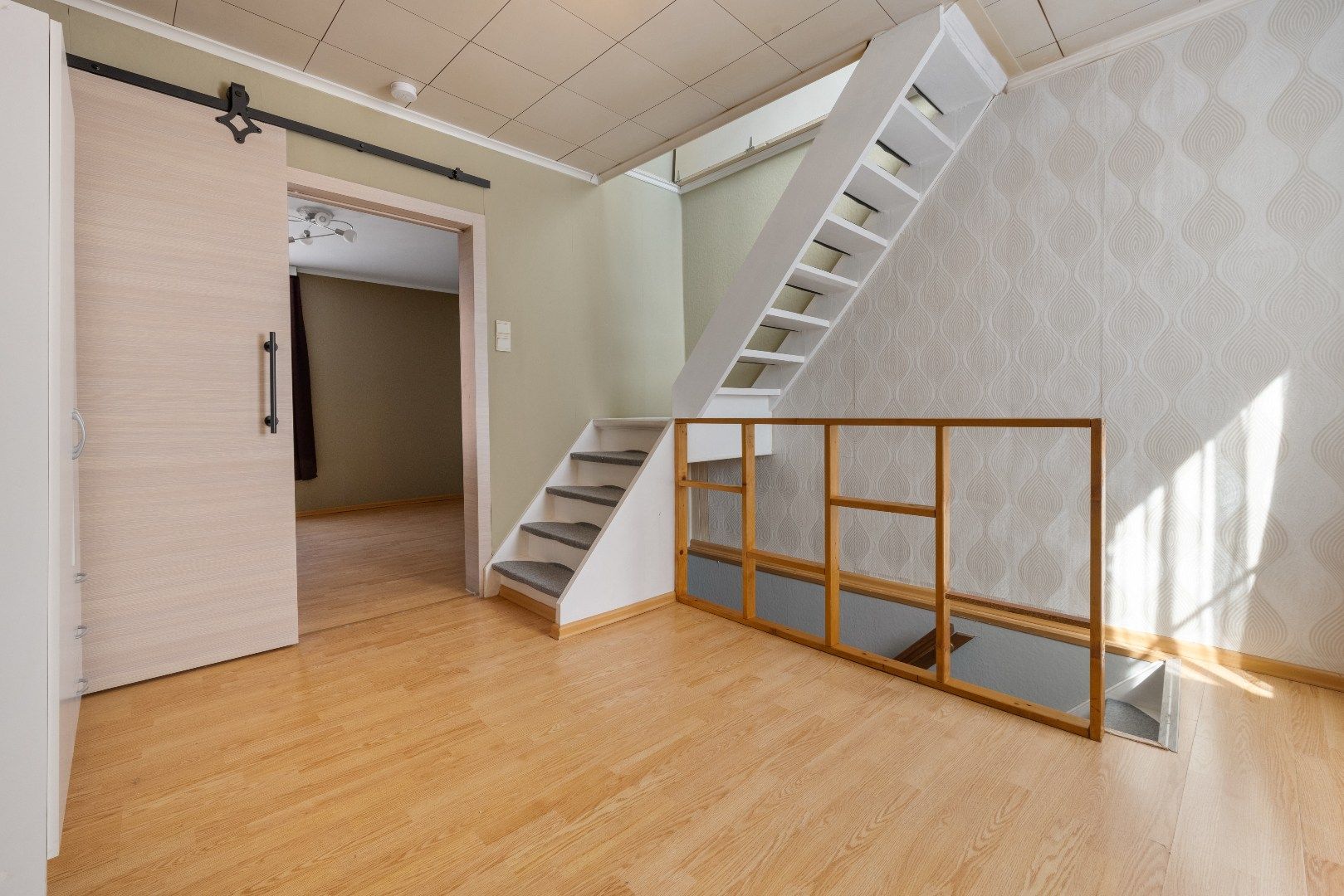 Instapklare gerenoveerde stadswoning met gunstig EPC foto 6