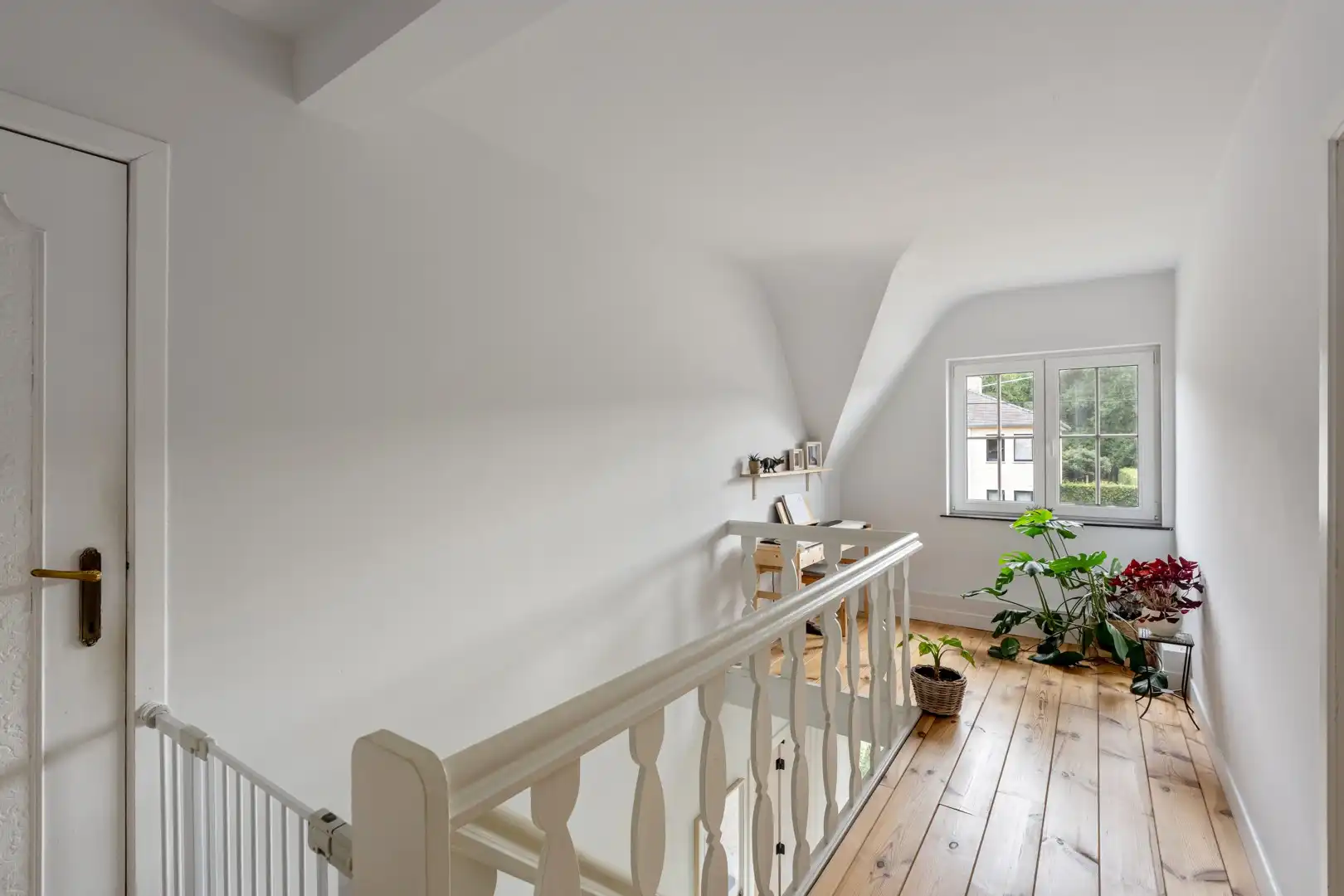 Karaktervolle, deels gerenoveerde gezinswoning op riant perceel van 10a 33ca in Houthalen-Helchteren 🏡✨ foto 11