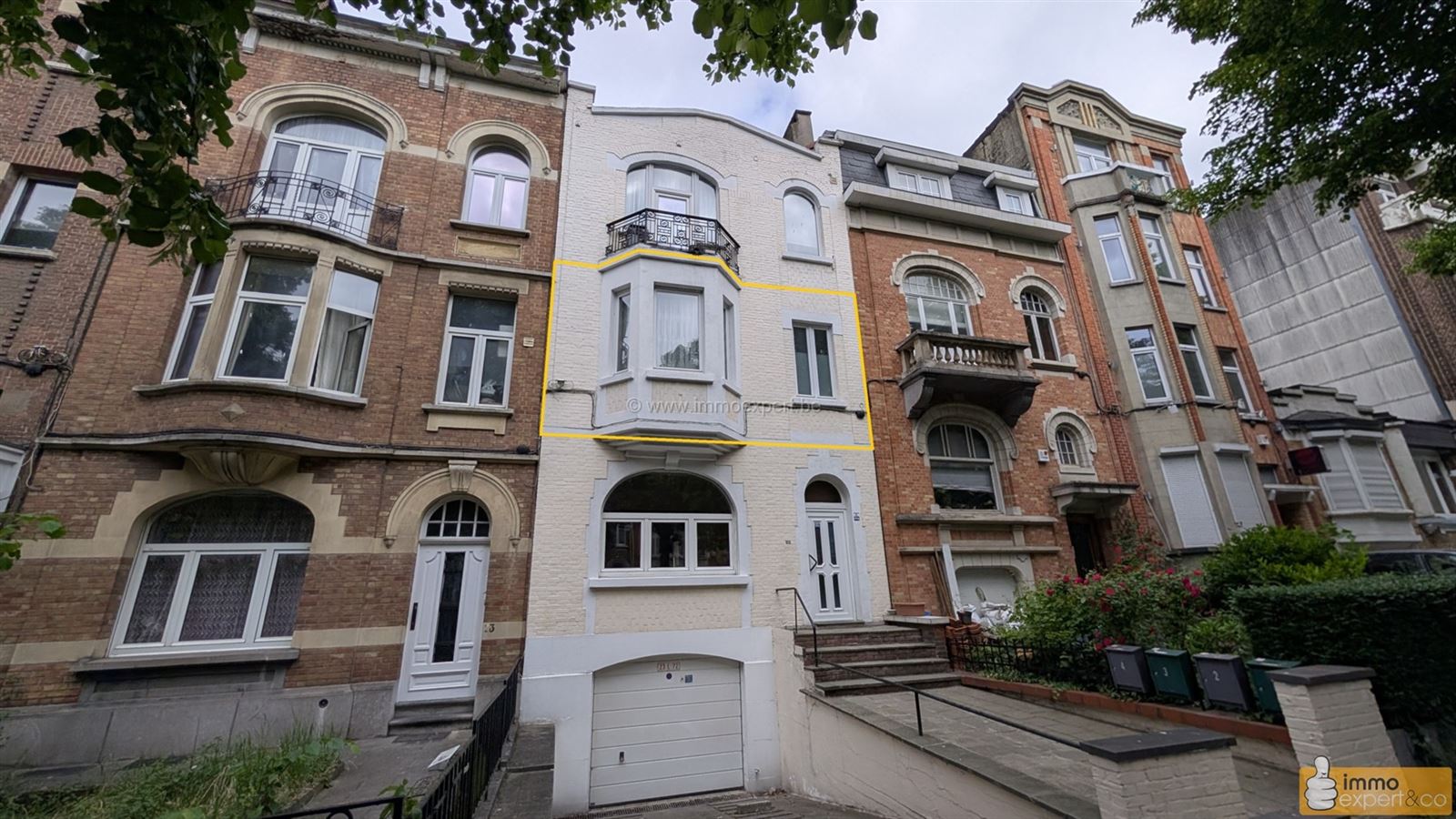ANDERLECHT: Appartement met 2 slaapkamers foto {{pictureIndex}}