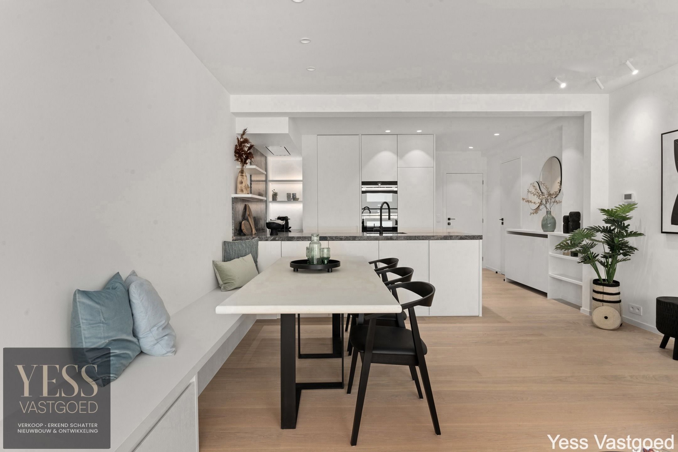 PRACHTIG, TOP GERENOVEERD APPARTEMENT! foto 4
