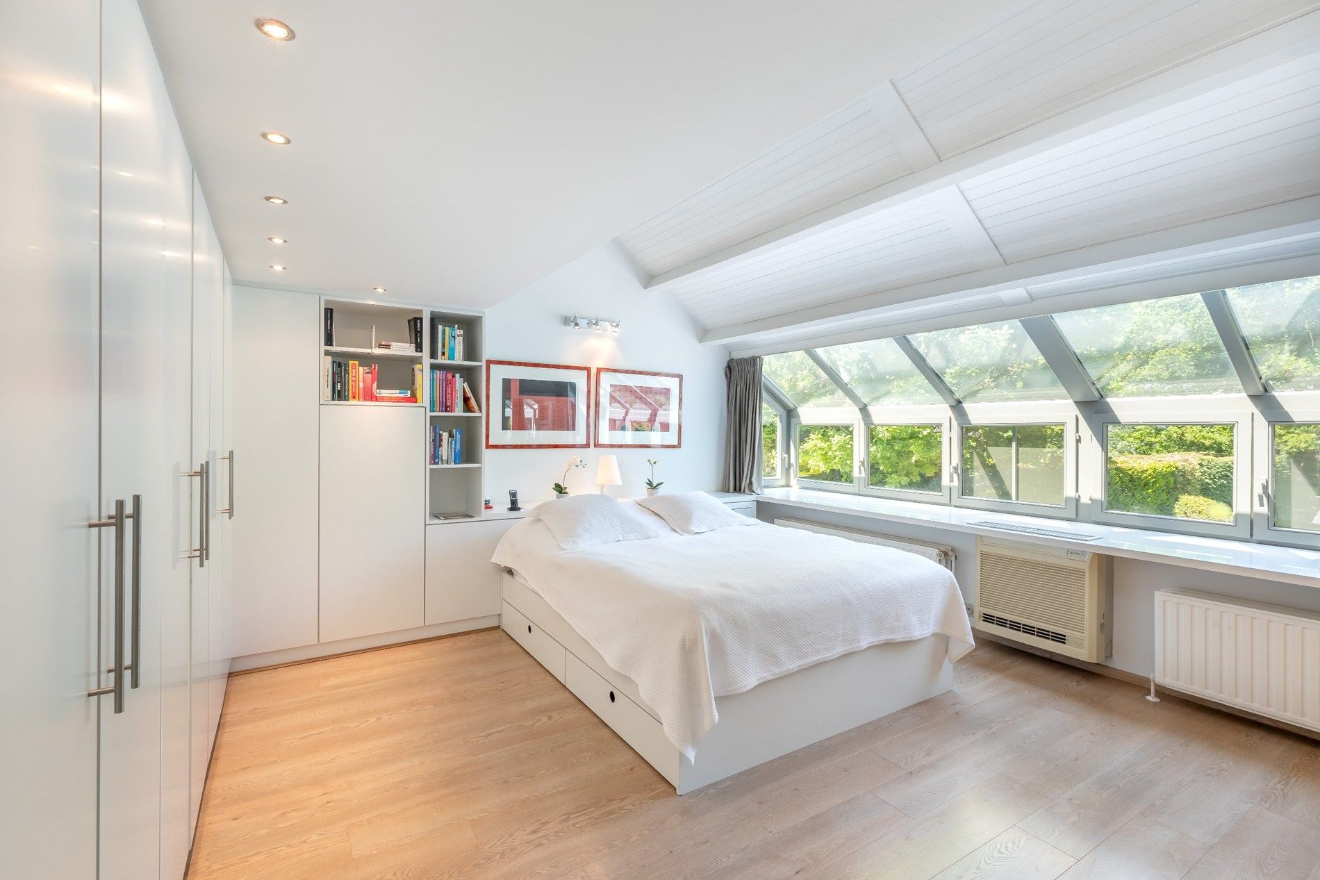 Architecturale villa op residentiele toplocatie! foto 13