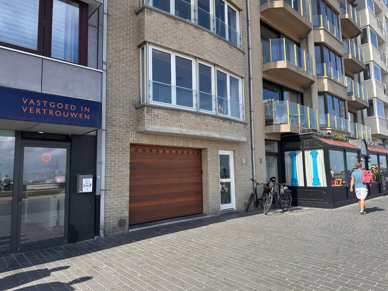 Dubbele garage op uitstekende ligging foto 2