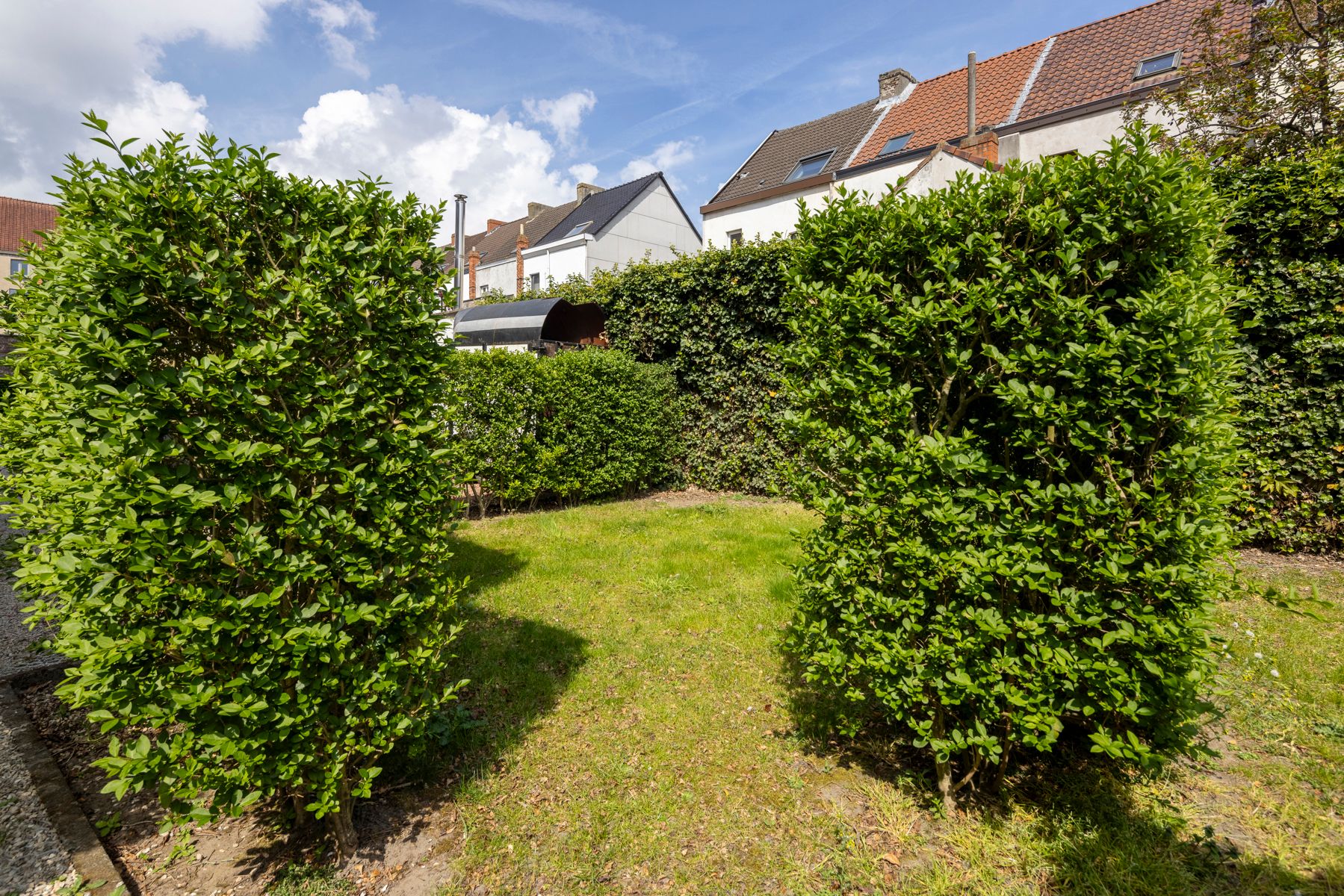 Appartement met 2 slpks, binnenstaanplaats en groot terras! foto 16