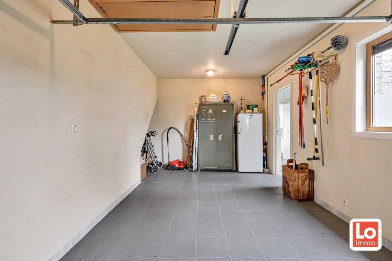 Instap klare open woning met inpandige garage en zonnige tuin op een toplocatie nabij het centrum van Lochristi! foto 18