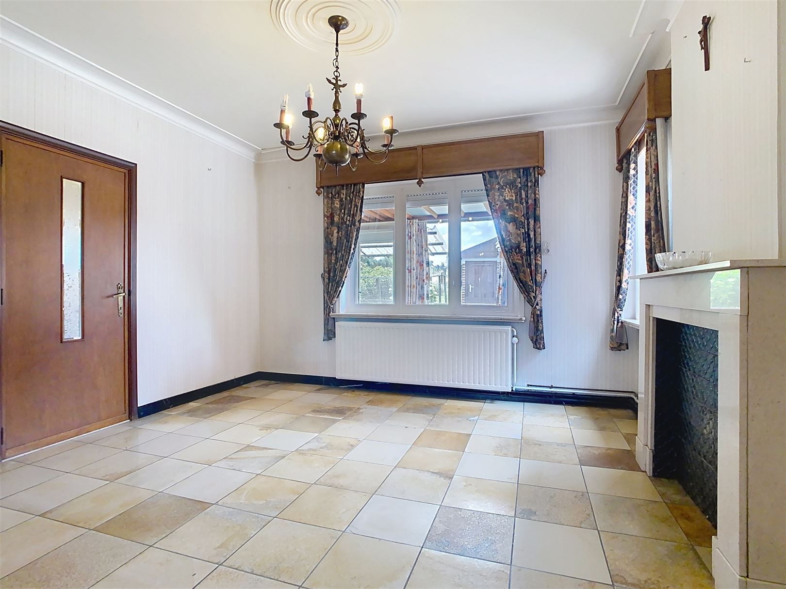 Op te frissen woning, 4 slpks, tuin, garage, 10 are foto 12
