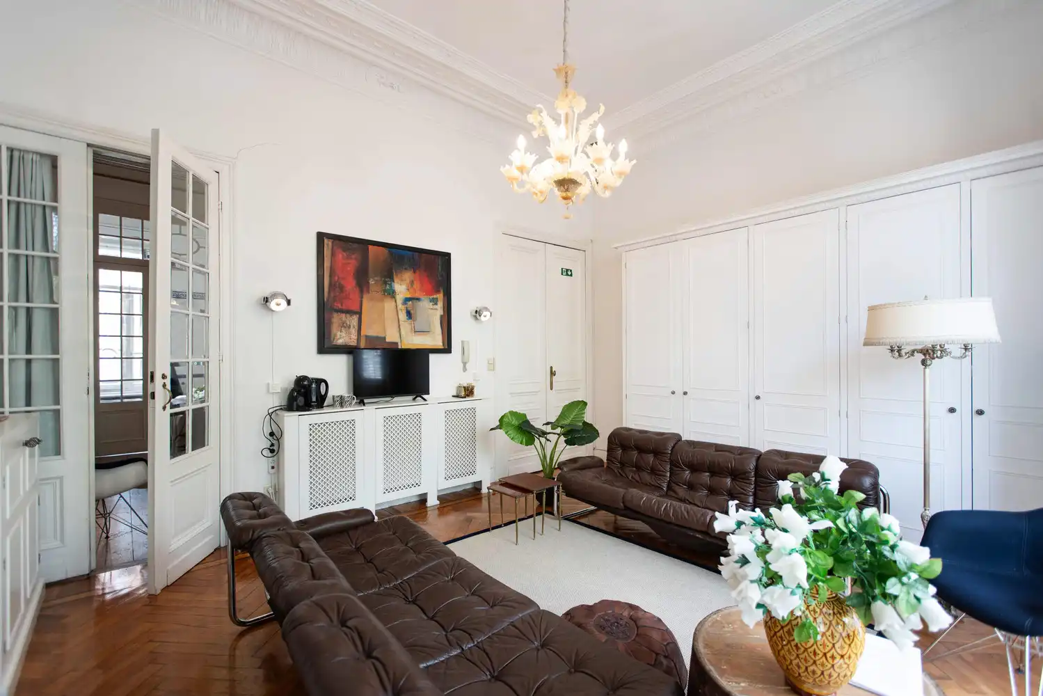Vergund guesthouse op toplocatie Antwerpen-Zuid – 4 luxueuze suites, dubbele garage en sterk exploitatiepotentieel foto 19