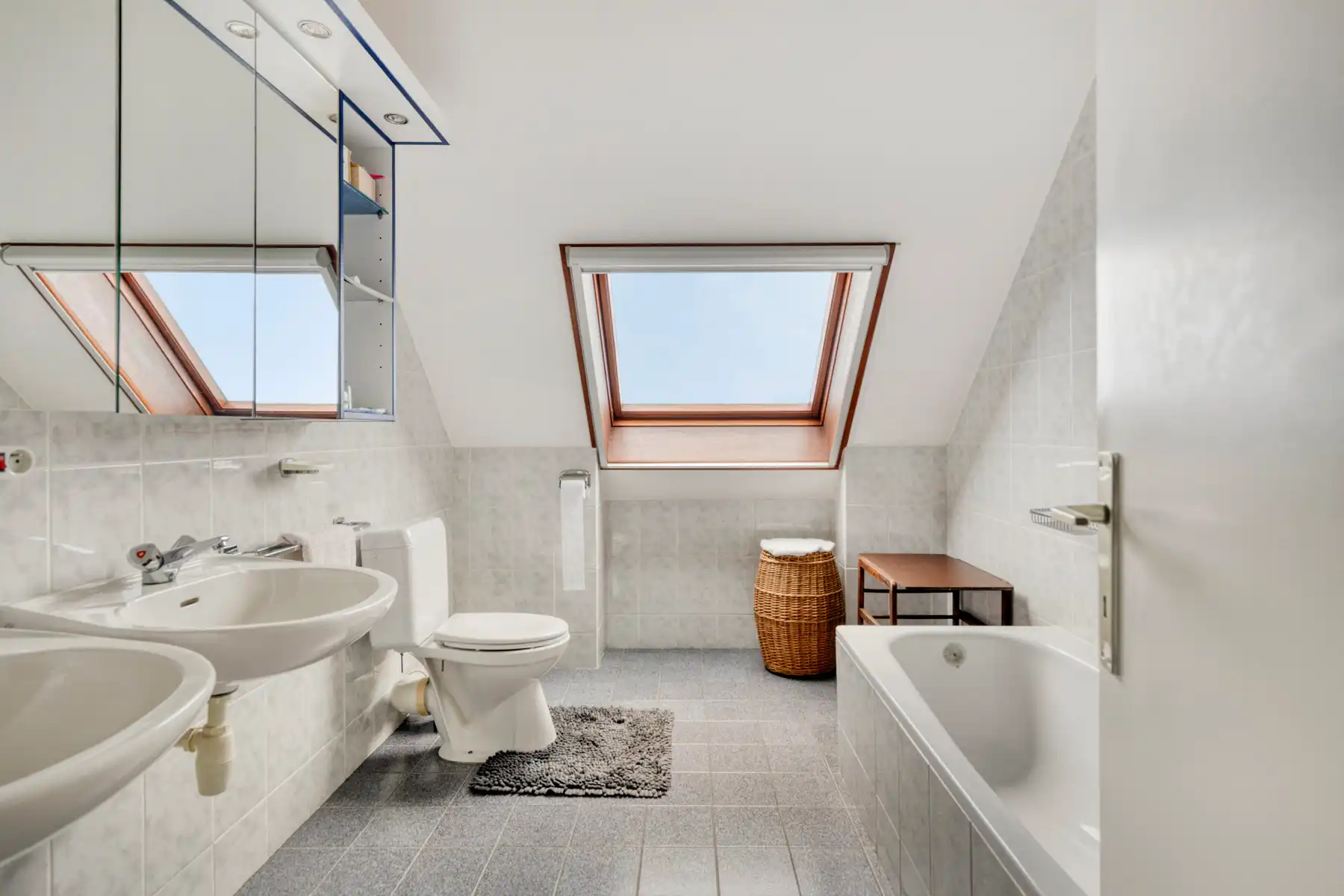 Rustig en goed gelegen driegevelwoning met 3 slaapkamers foto 23