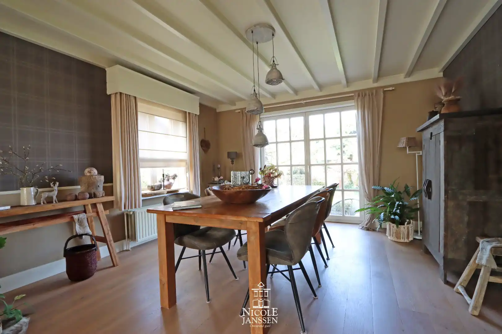 Mooi, verzorgd vrijstaand huis met drie slaapkamers  foto 10