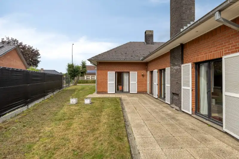 RUIME VRIJSTAANDE WONING MET BIJZONDER VEEL POTENTIEEL OP 832 m² foto 5