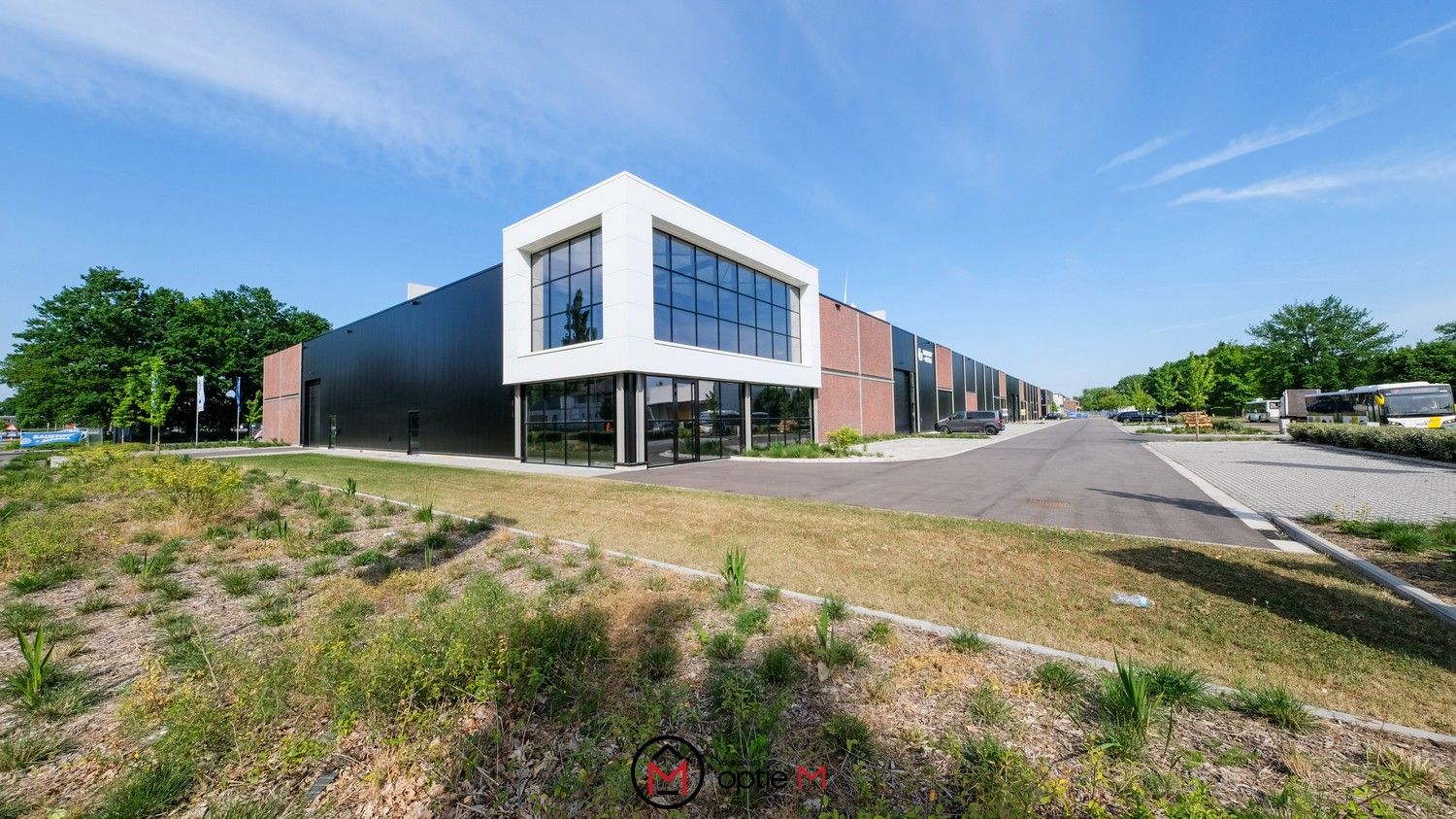 Commerciële KMO-unit met kantoren op toplocatie in Hasselt foto 5