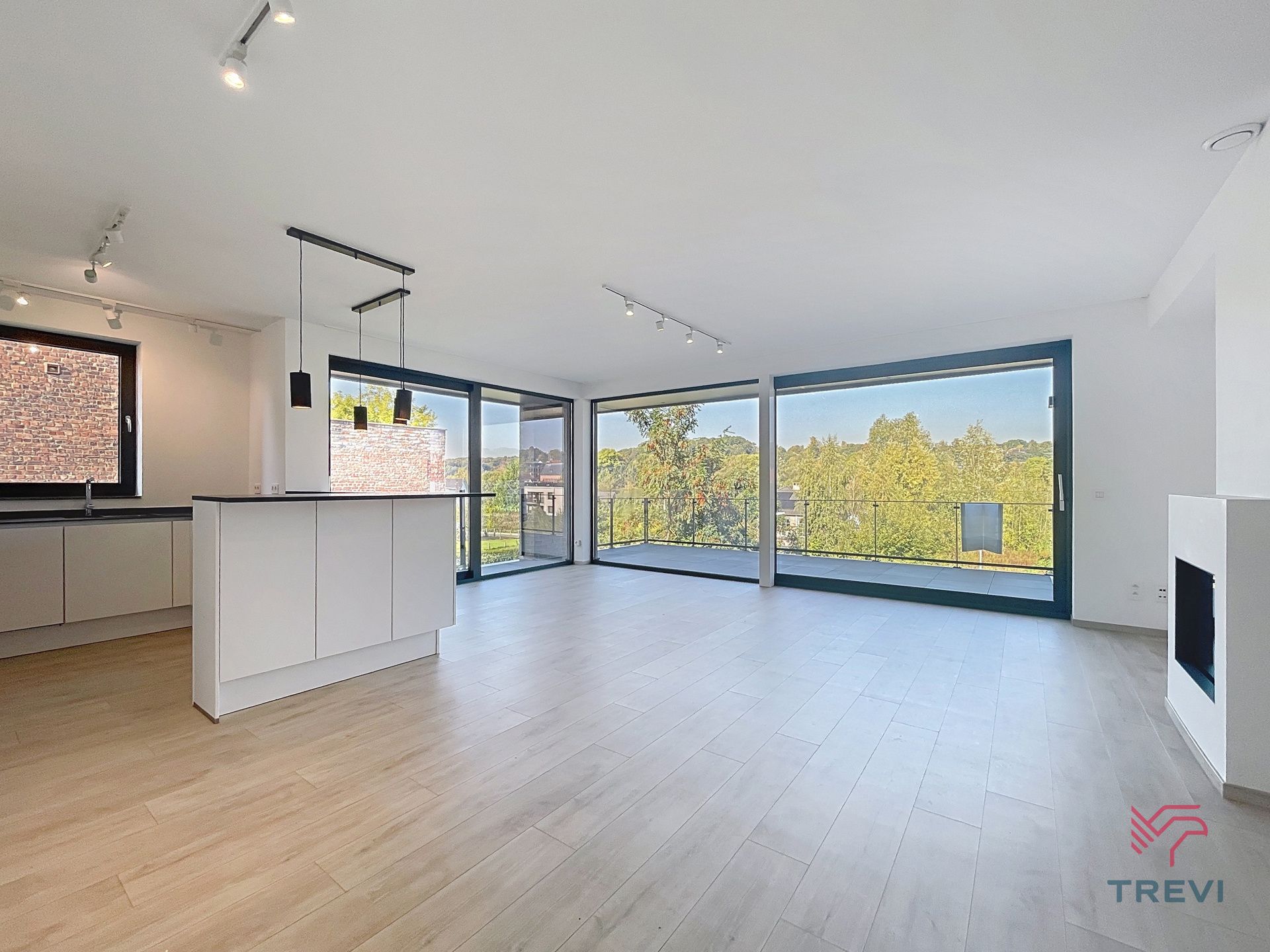 Prachtige duplex met 2 slaapkamers + kantoor met uitzicht op de vallei!  foto 2