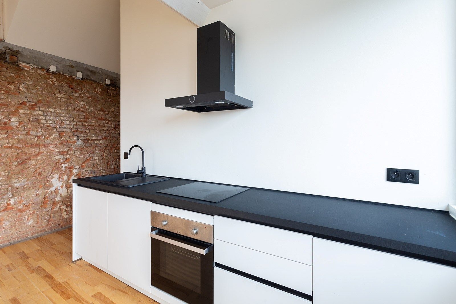 Instapklaar dakappartement op een zuchtje van Park Spoor Noord foto 10