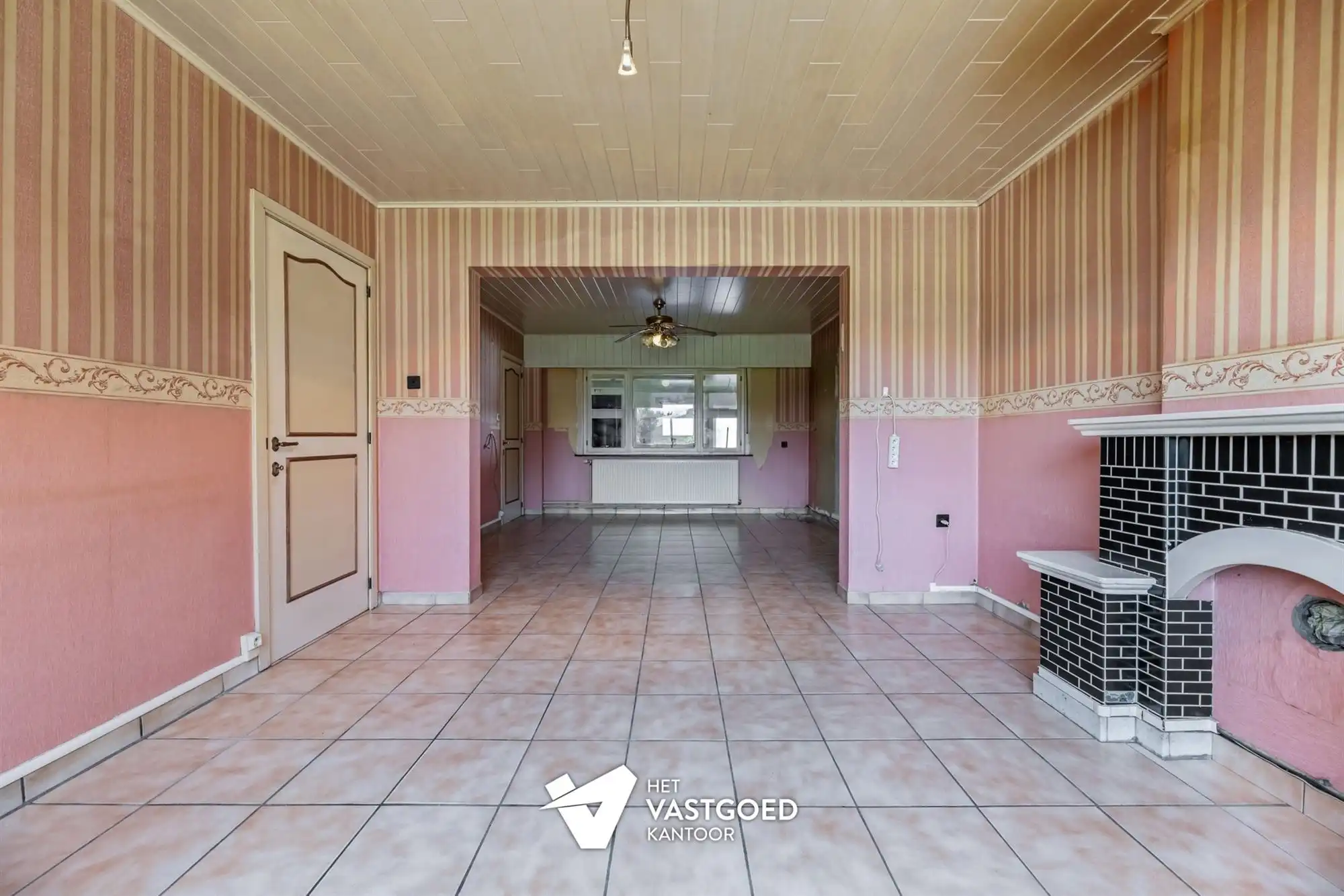 WONING MET POTENTIEEL EN CA 90M2 BIJGEBOUWEN OP MOOIE LIGGING foto 2