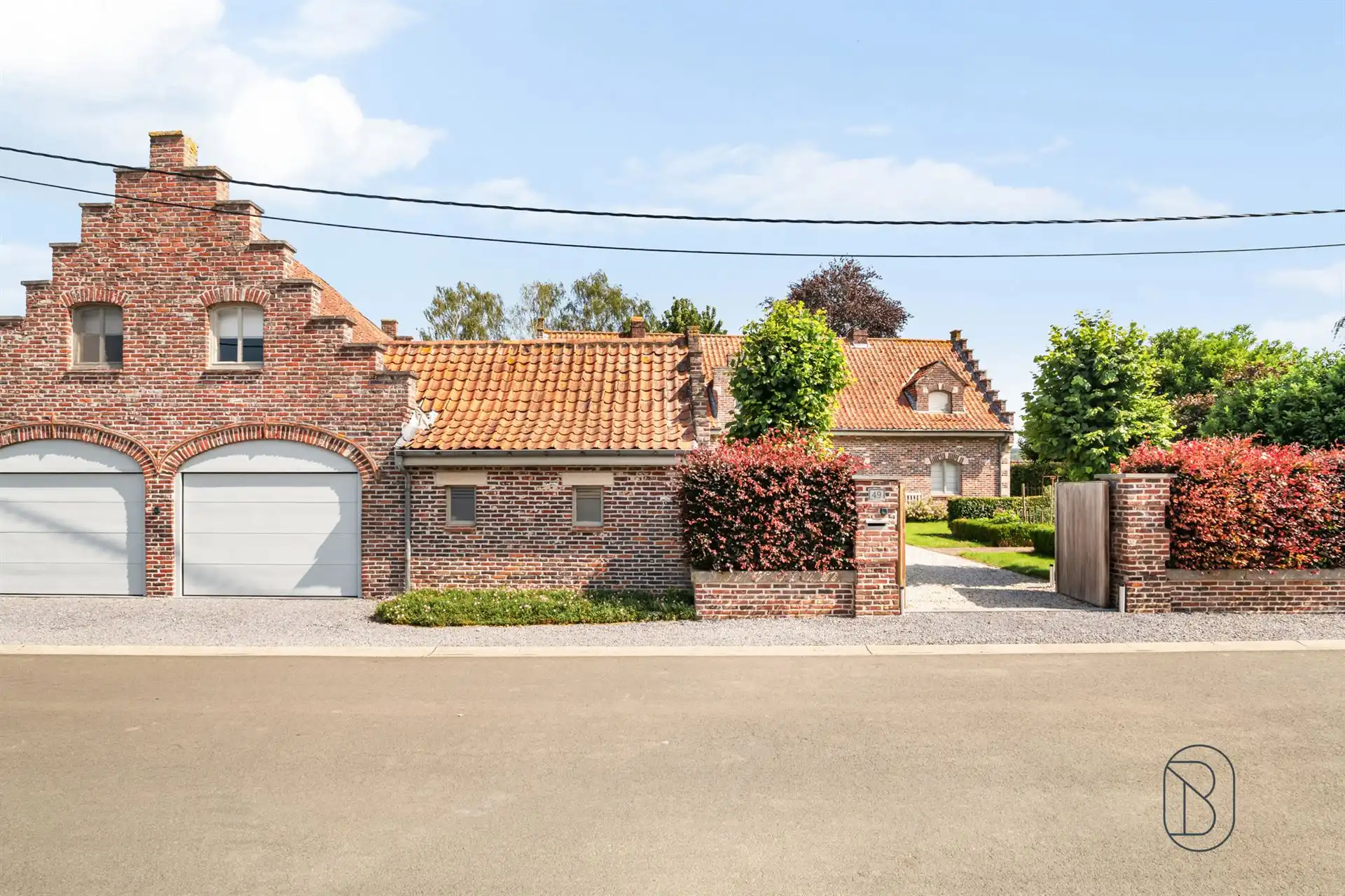 Charmante villa met tuin, garage en tal van mogelijkheden foto 2