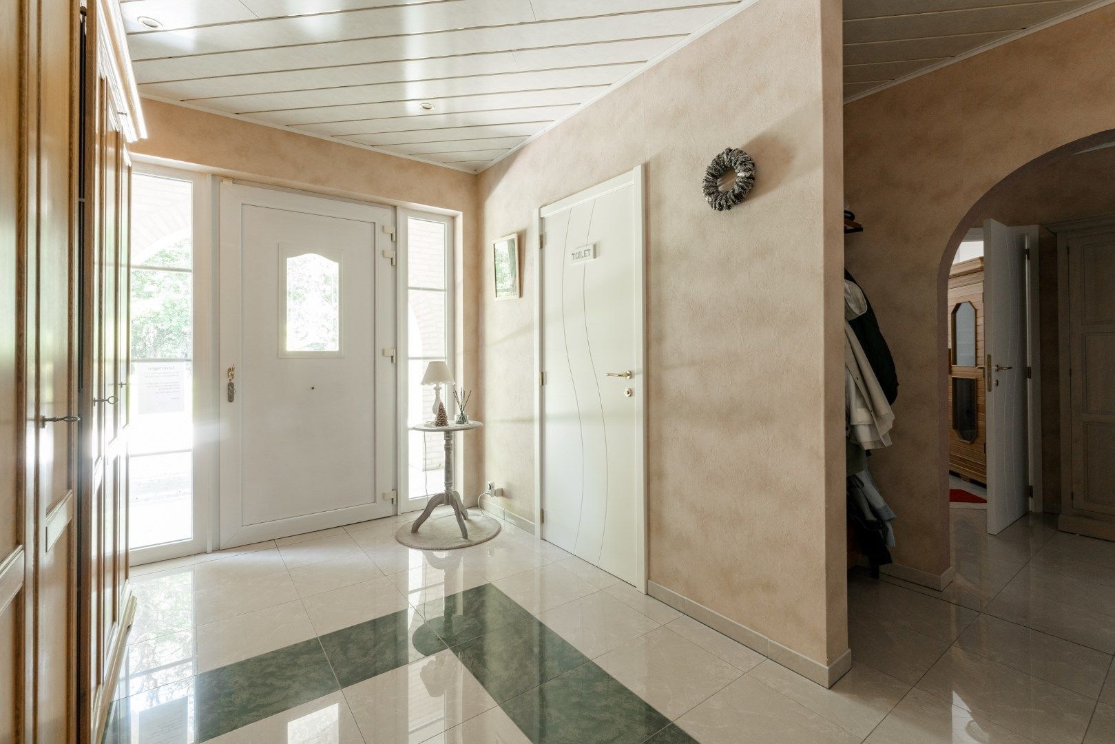 Prachtige villa te koop op rustige locatie! foto 18