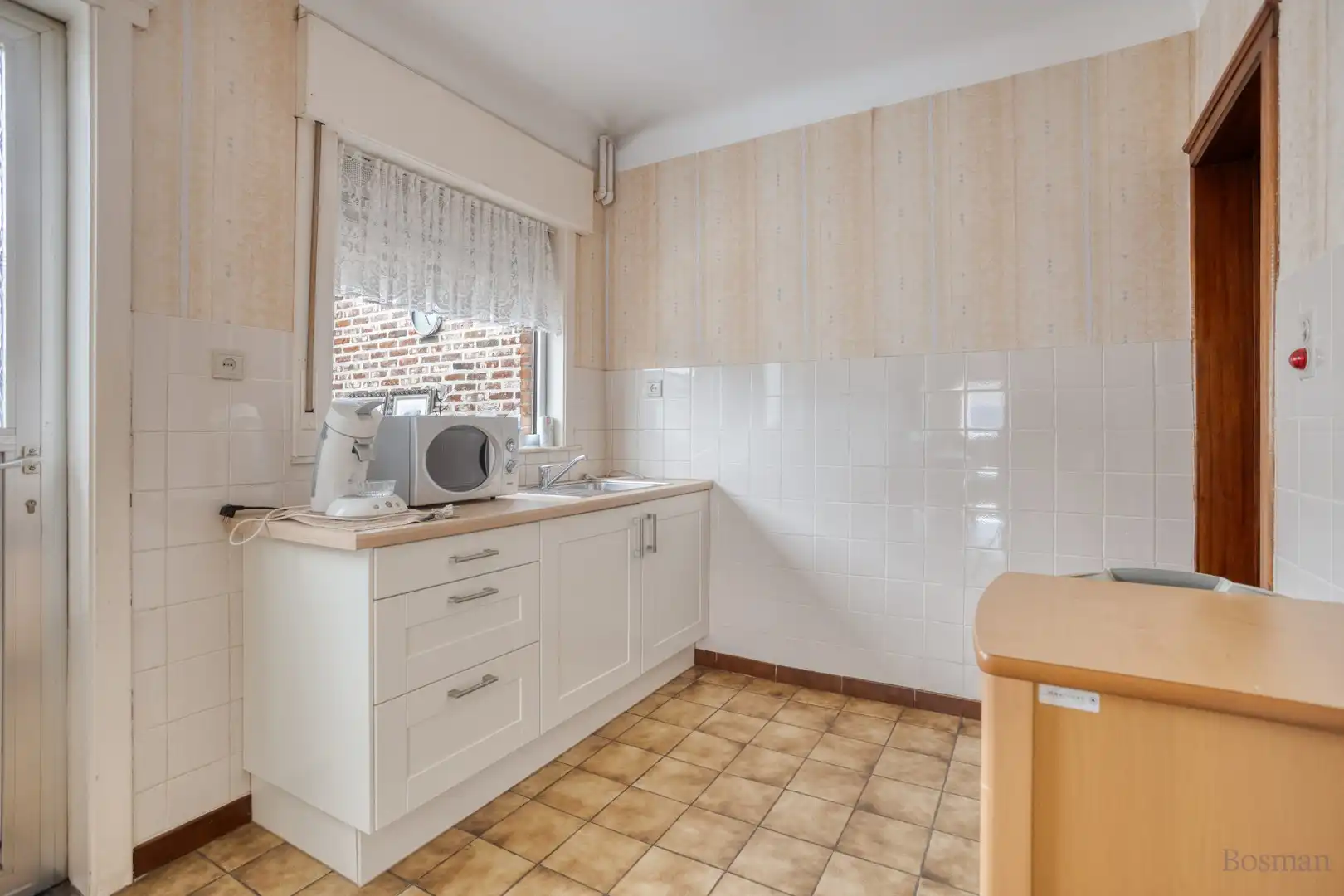 Halfopen woning te koop in centrum Averbode foto 7