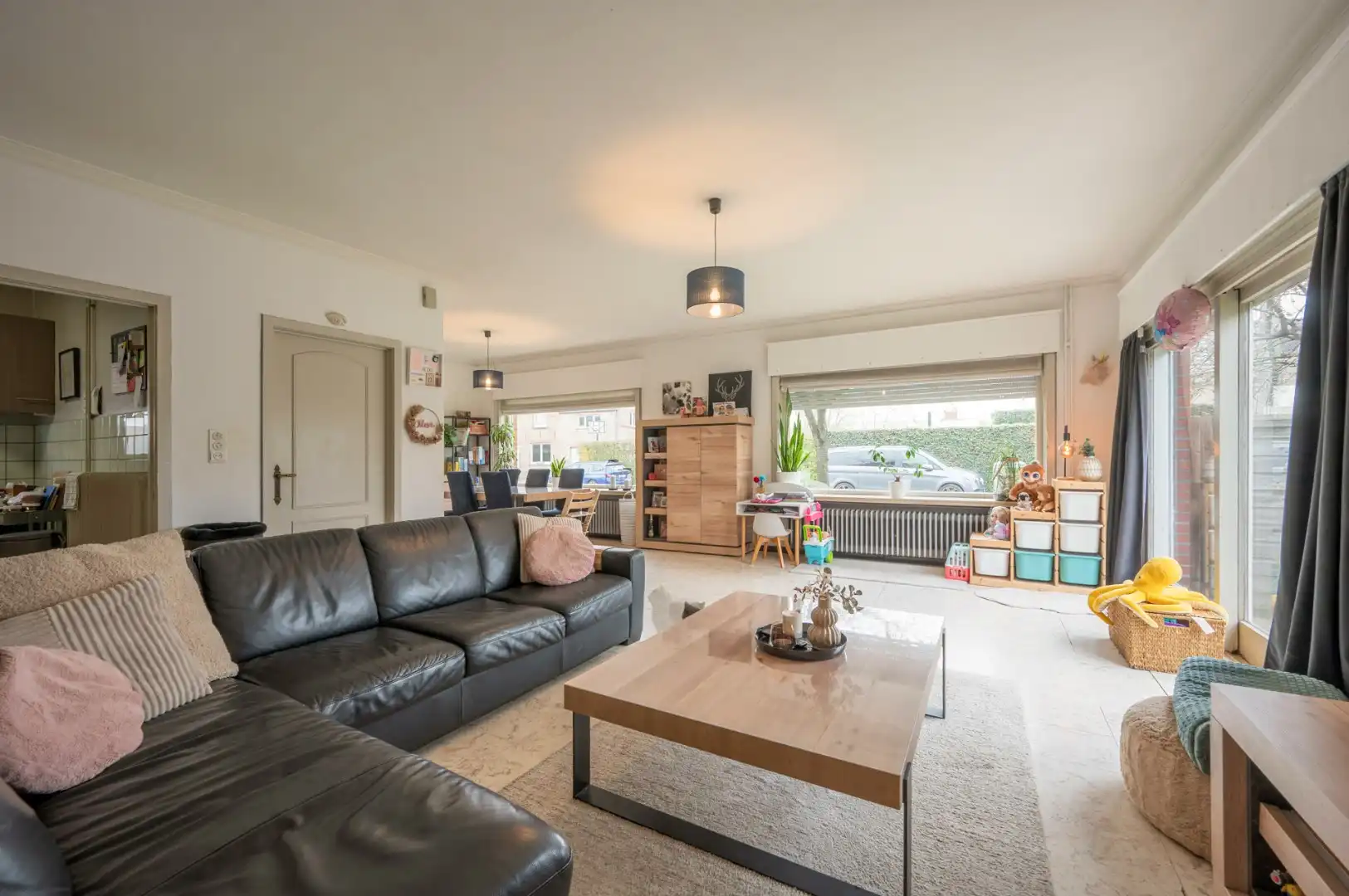 Te renoveren vrijstaande woning met 3 slaapkamers en tuin in Sijsele foto 2