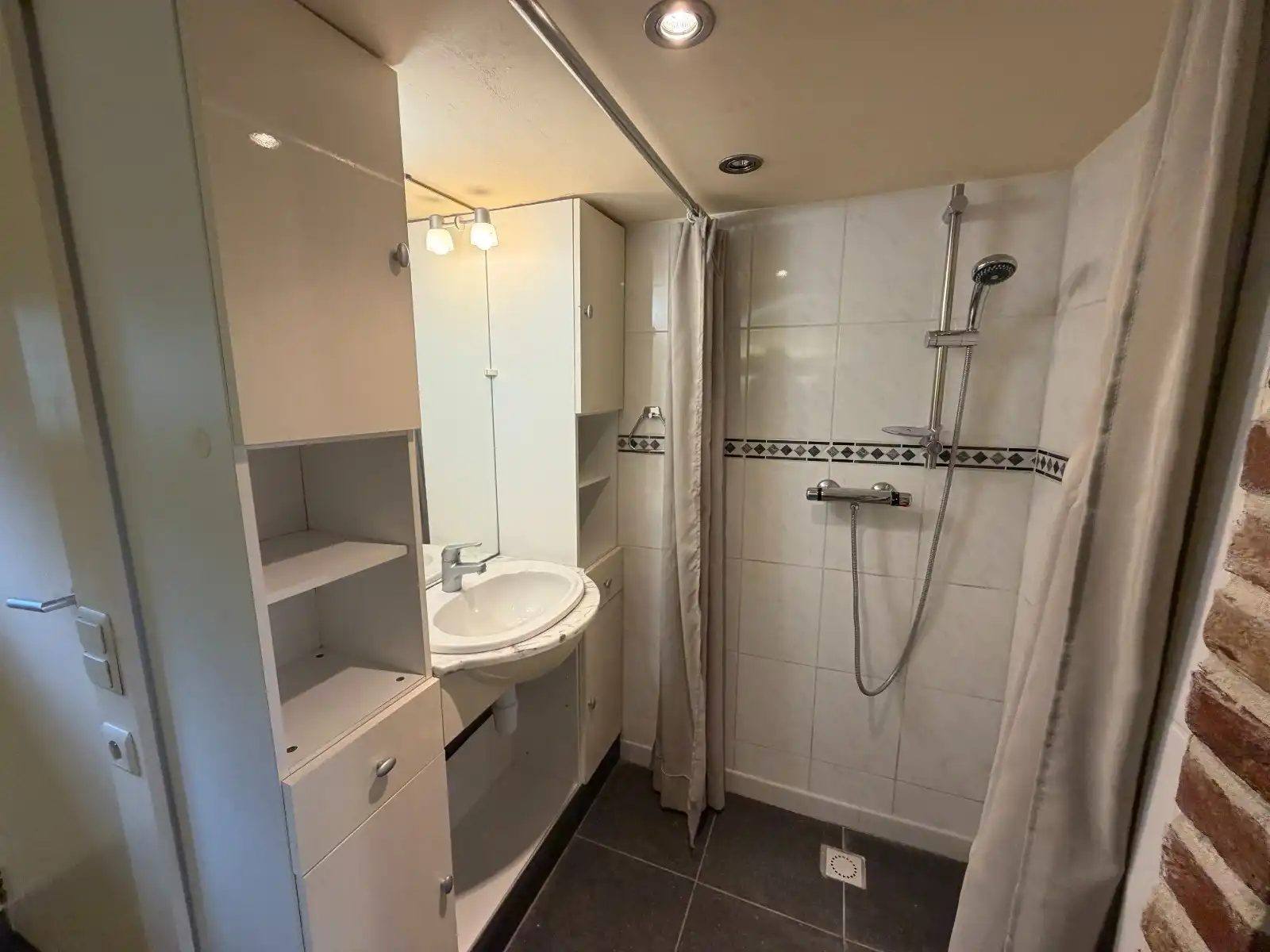 VEELZIJDIGE LANDELIJKE WONING OP 1.170 M² MET TAL VAN MOGELIJKHEDEN! foto 24