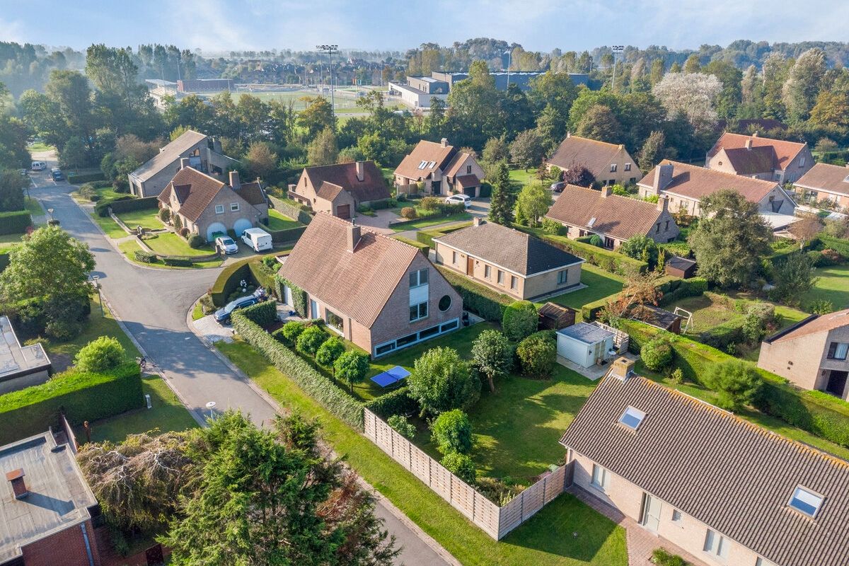 Alleenstaande villa nabij de jachthaven te Nieuwpoort foto 2