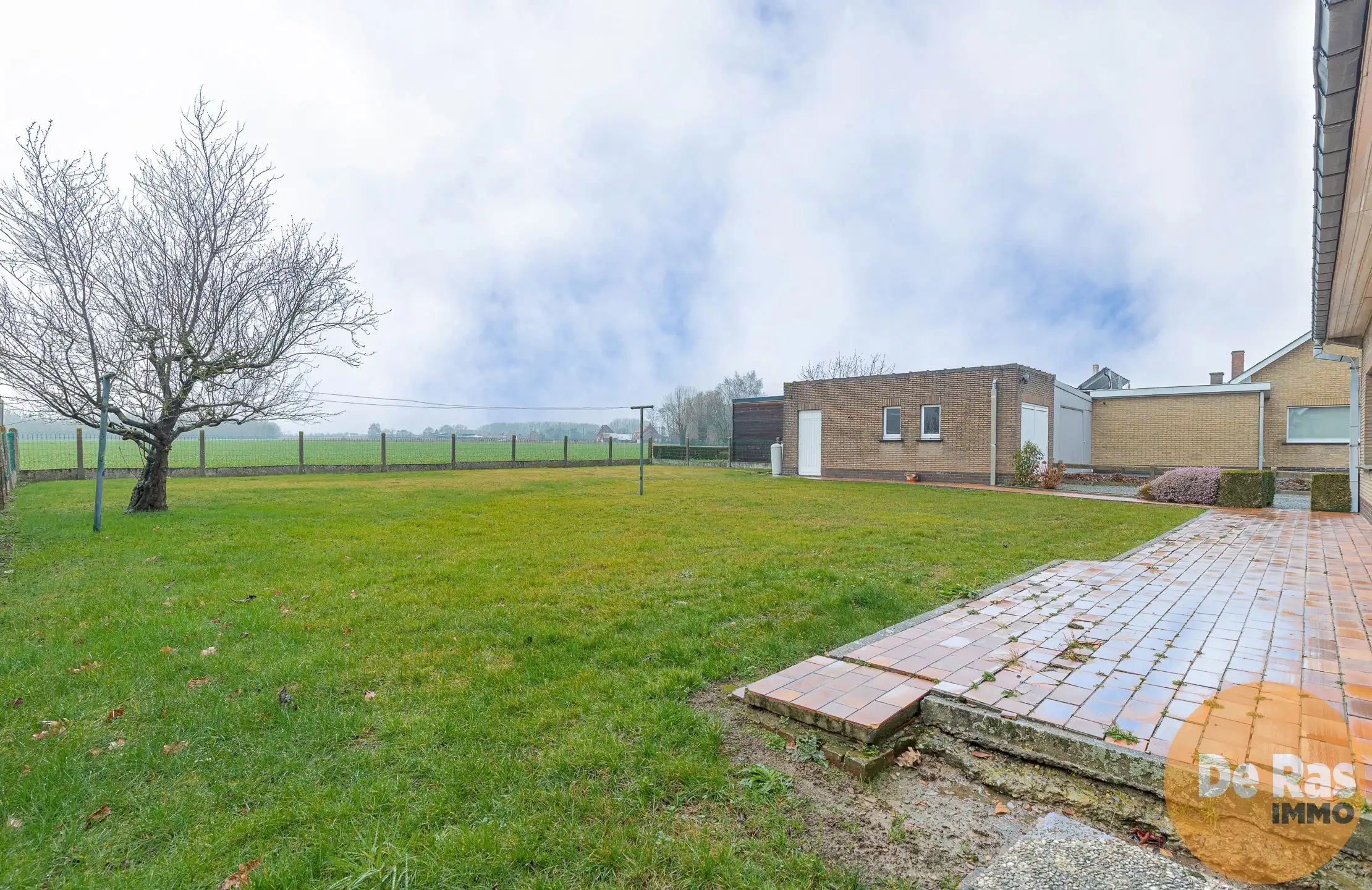 OOSTERZELE - Te renoveren woning met 4 kamers op toplocatie foto 21