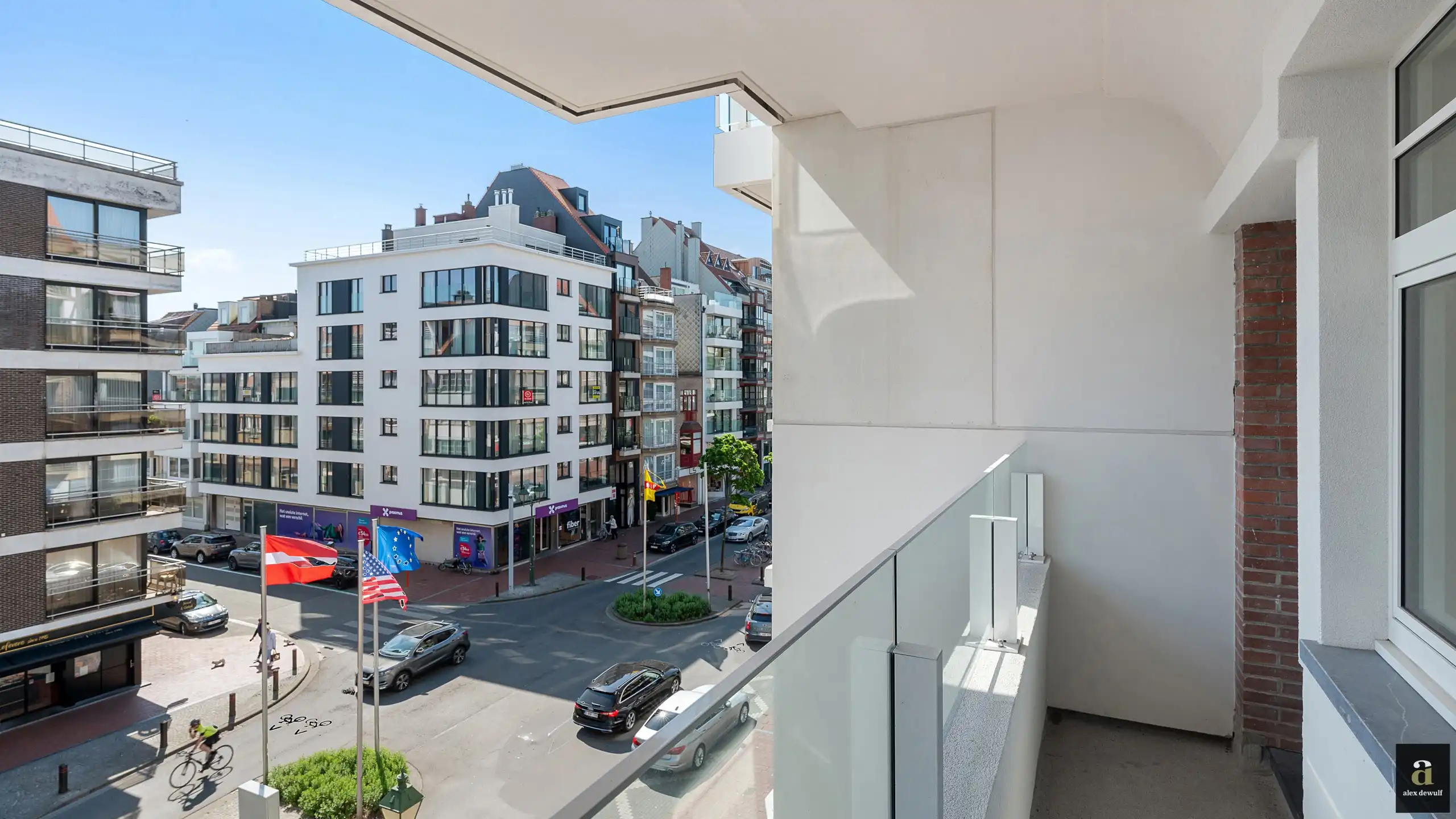 Ruim appartement 3-slpk op centrale ligging [Lippenslaan]. foto 13