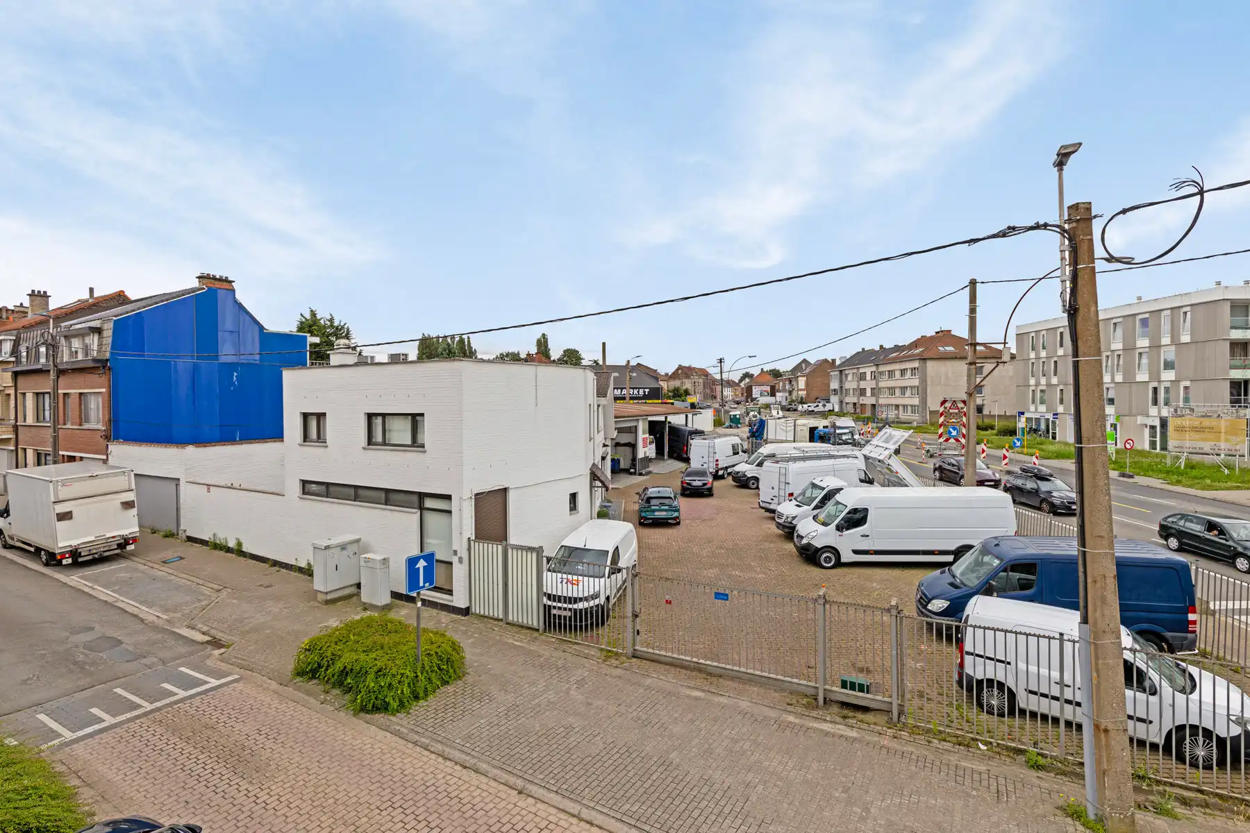 Projectgrond of commercieel pand foto {{pictureIndex}}