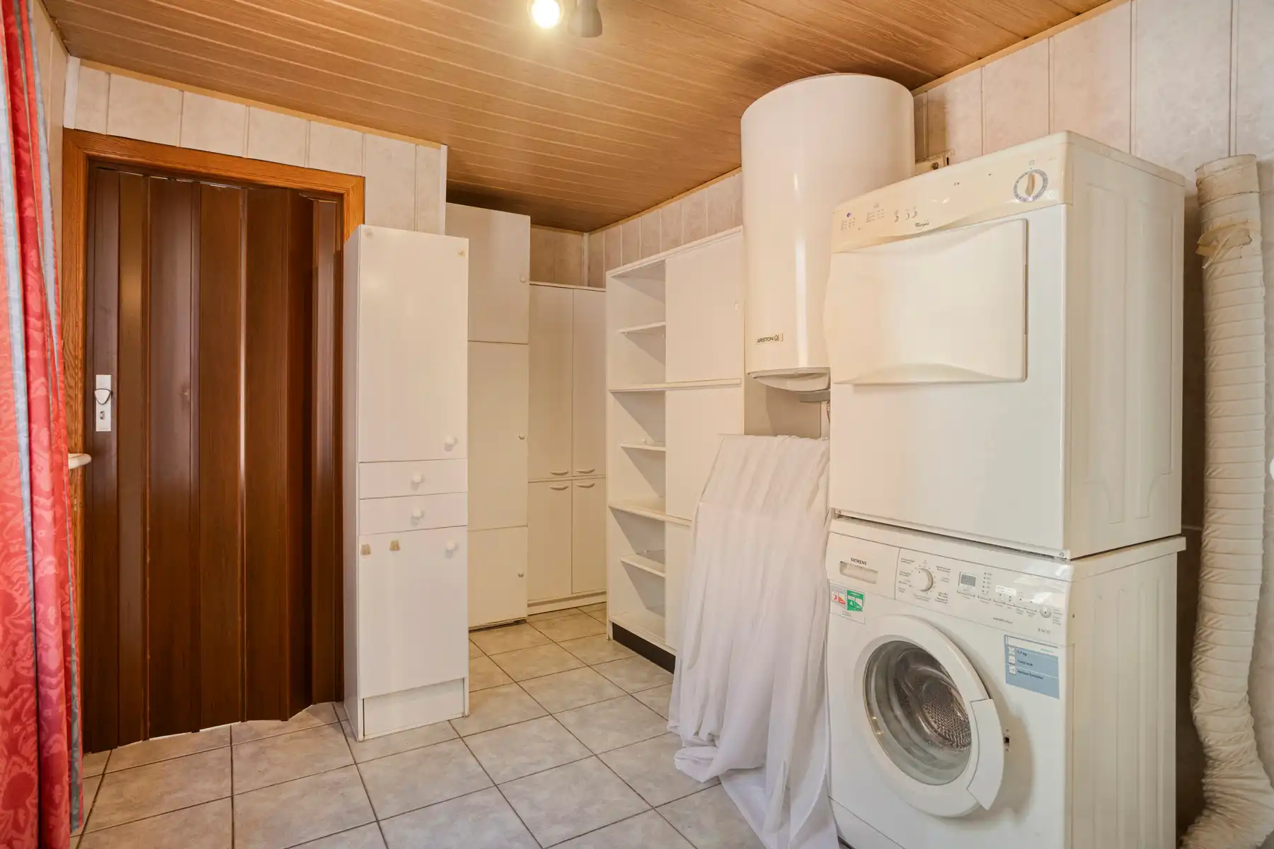 Te renoveren woning in het centum van Wetteren foto 6