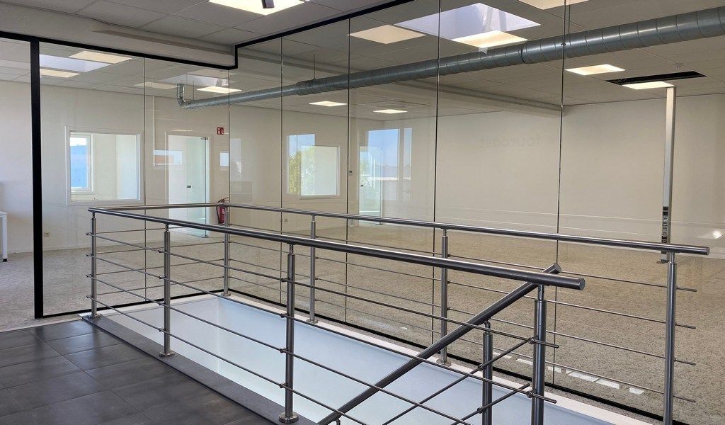 Ingedeeld kantoorverdiep te huur nabij N47 in Lokeren foto 13