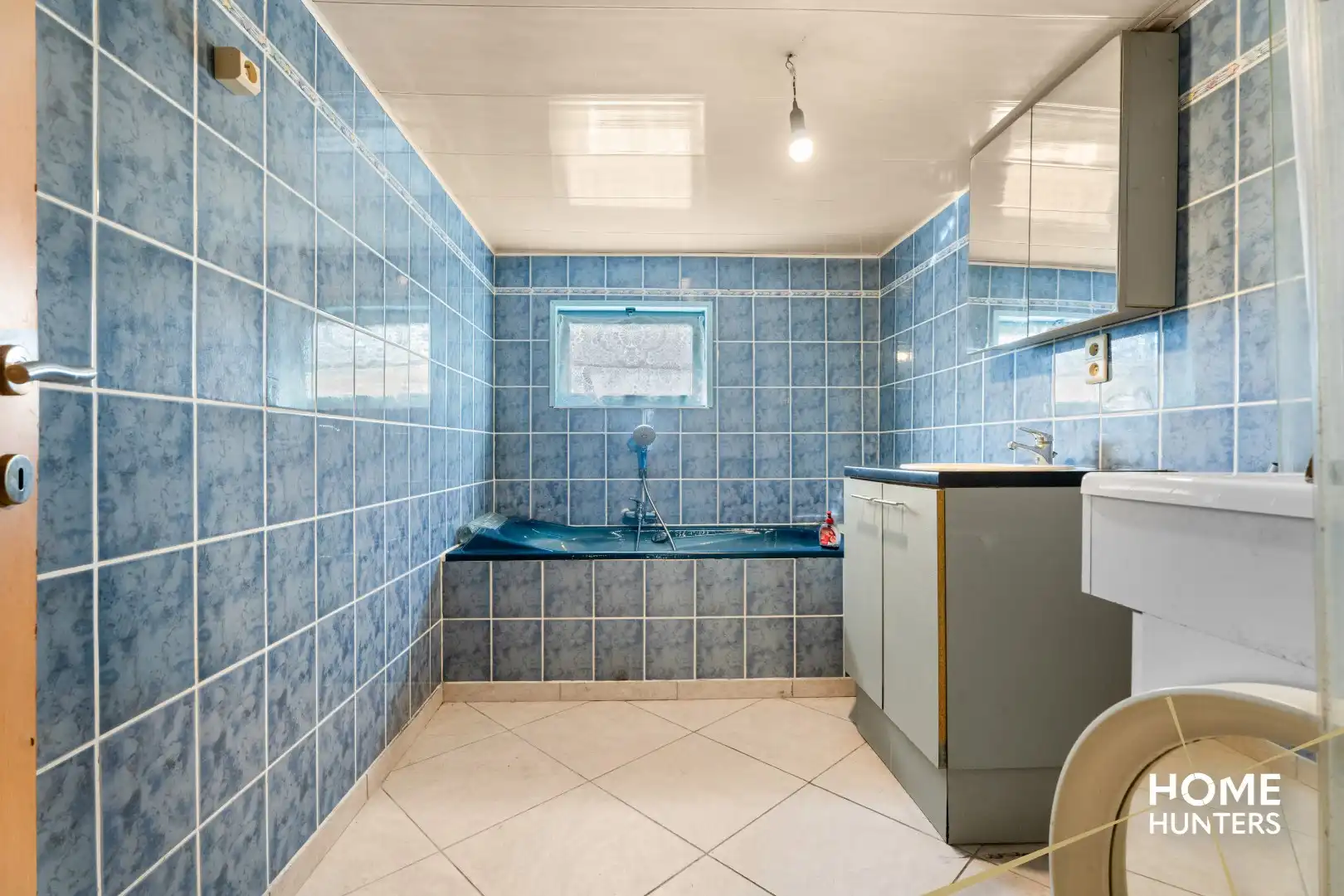 Praktische woning met 2 slaapkamers en uitgestrekte tuin in het rustige Wijtschate foto 9