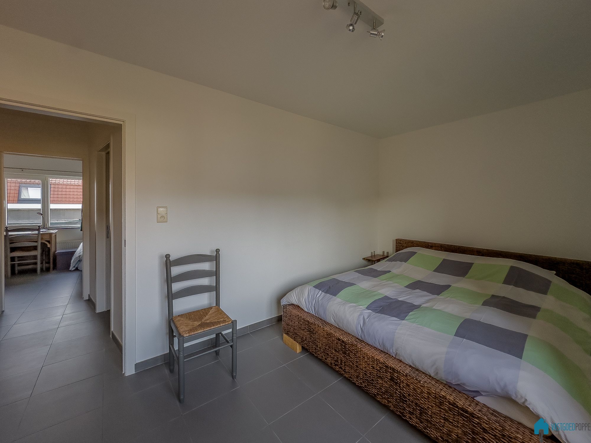 DUPLEX-APPARTEMENT TE HUUR foto 9