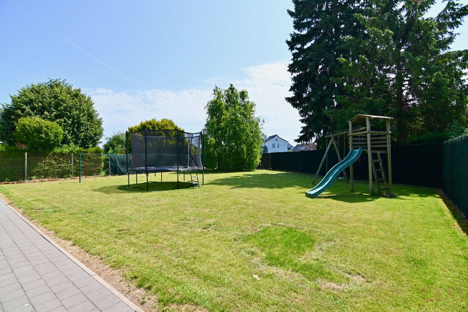 Instapklare open bebouwing, rustig gelegen te Brustem op 972m² foto 2