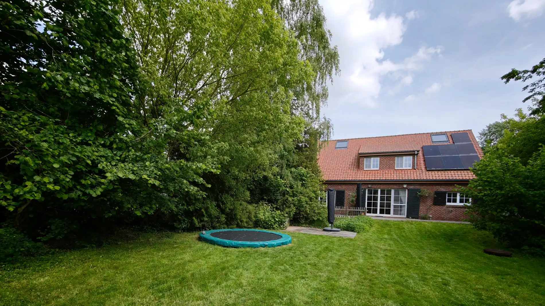 Sprookjesachtig wonen in een groene oase foto 21