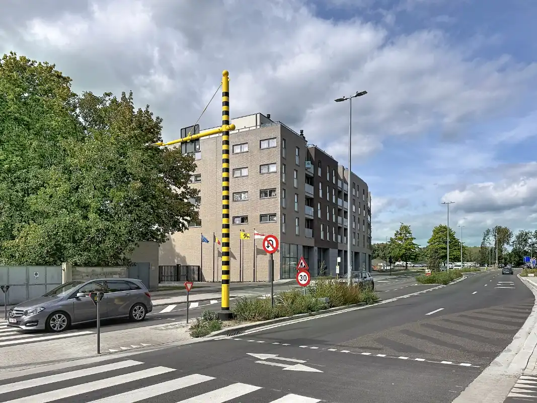 Leopoldlaan 95 bus 14 - 9200 Dendermonden foto {{pictureIndex}}
