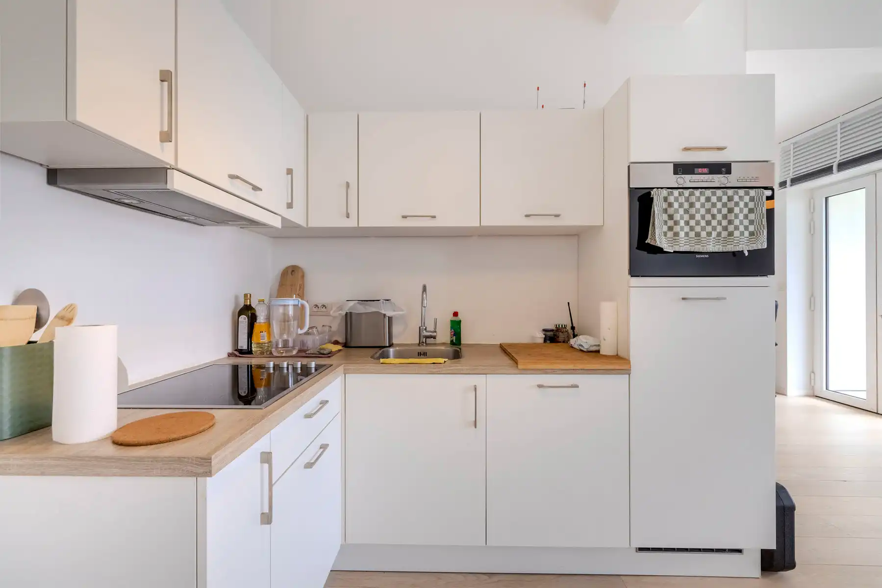 Mooi app. op leuke locatie, momenteel verhuurd! foto 8