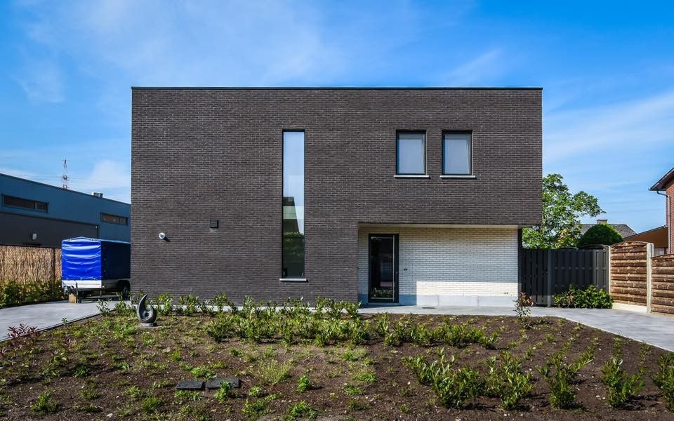 Moderne energiezuinige 3 slaapkamer woning foto {{pictureIndex}}