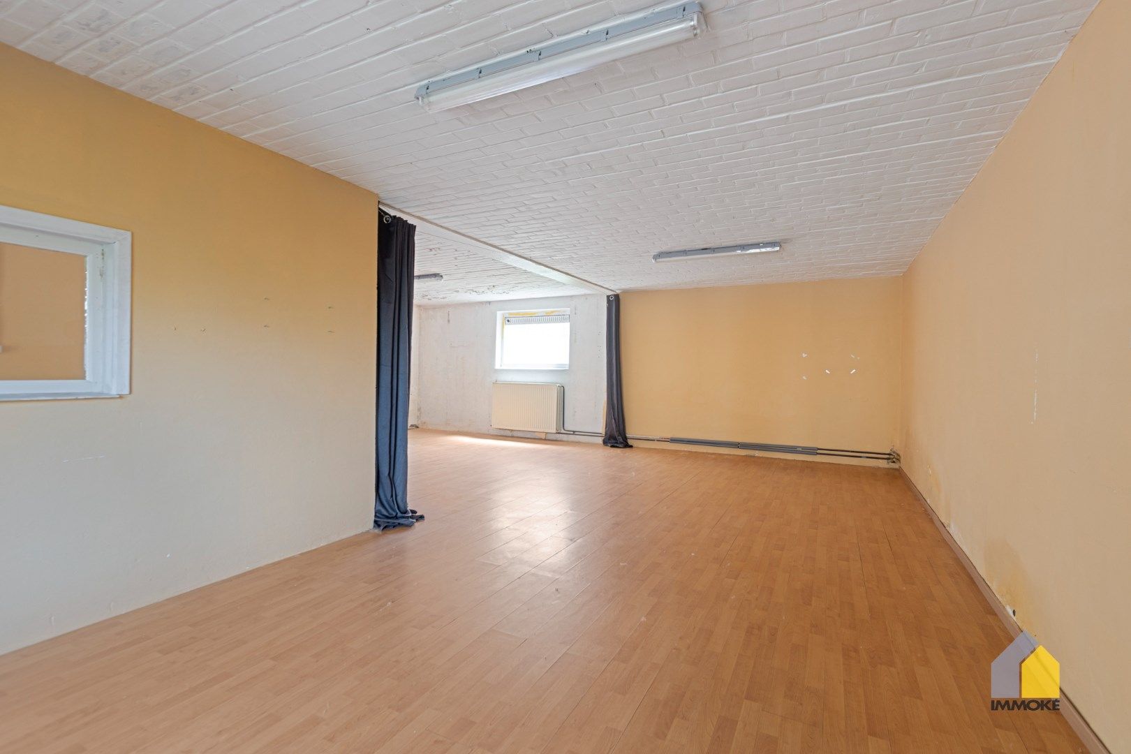 Halfvrijstaande woning met 3 slpks en grote polyvalente ruimte op perceel van 5 a 25 ca. foto 26