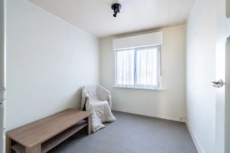 Halfopen woning met uitweg in centrum Ingelmunster. foto 11