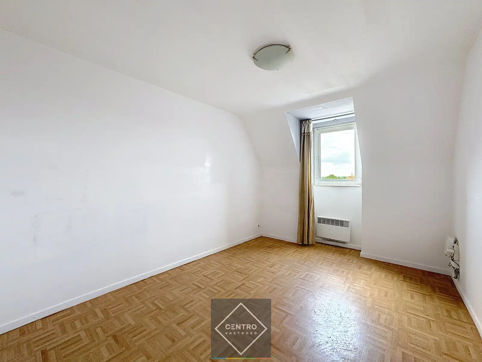 Ruim appartement met 3 slpks én garagebox te Maldegem! foto 12